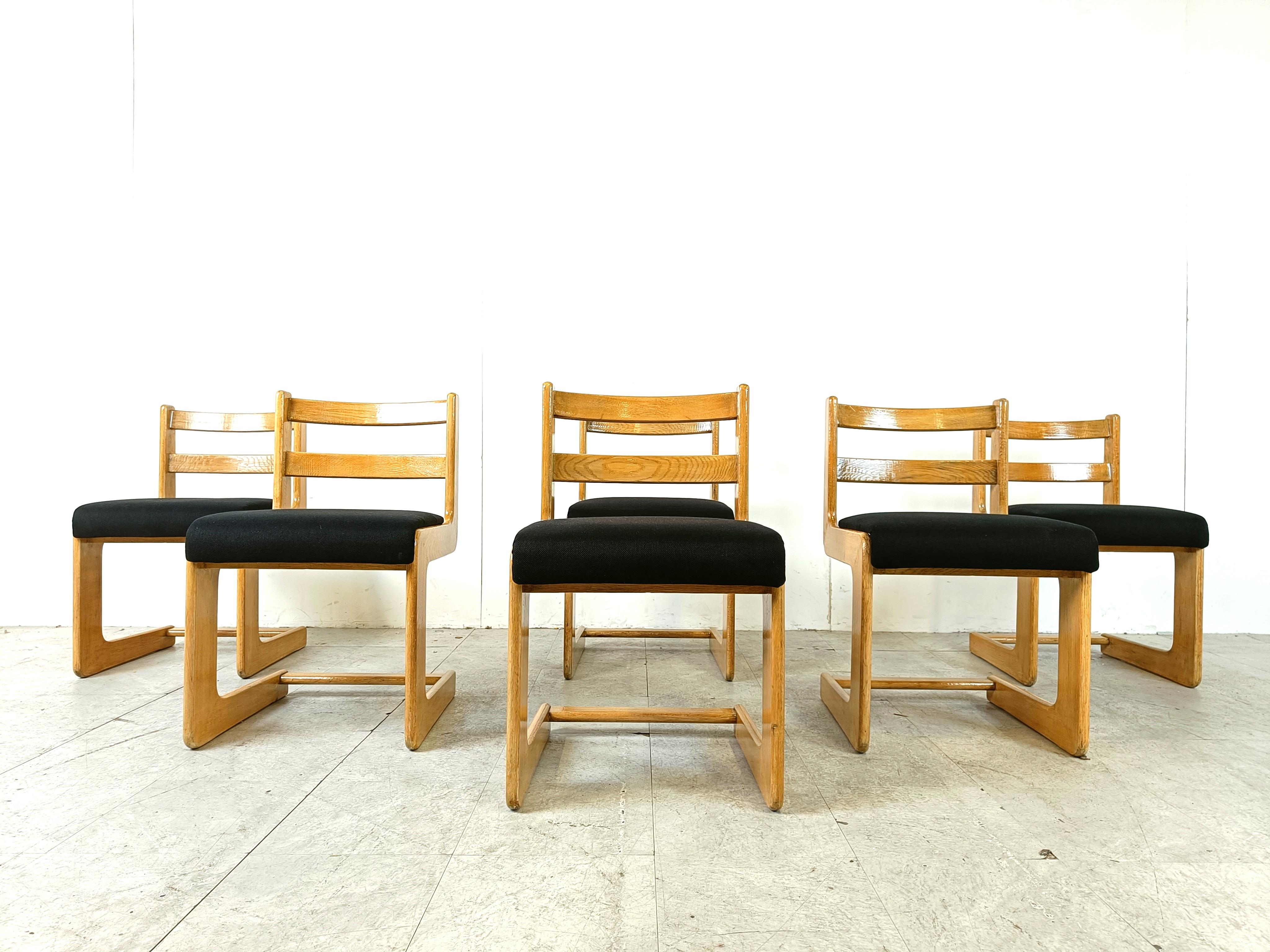 Freitragende Vintage-Stühle von Casala, 1970er-Jahre (Deutsch) im Angebot