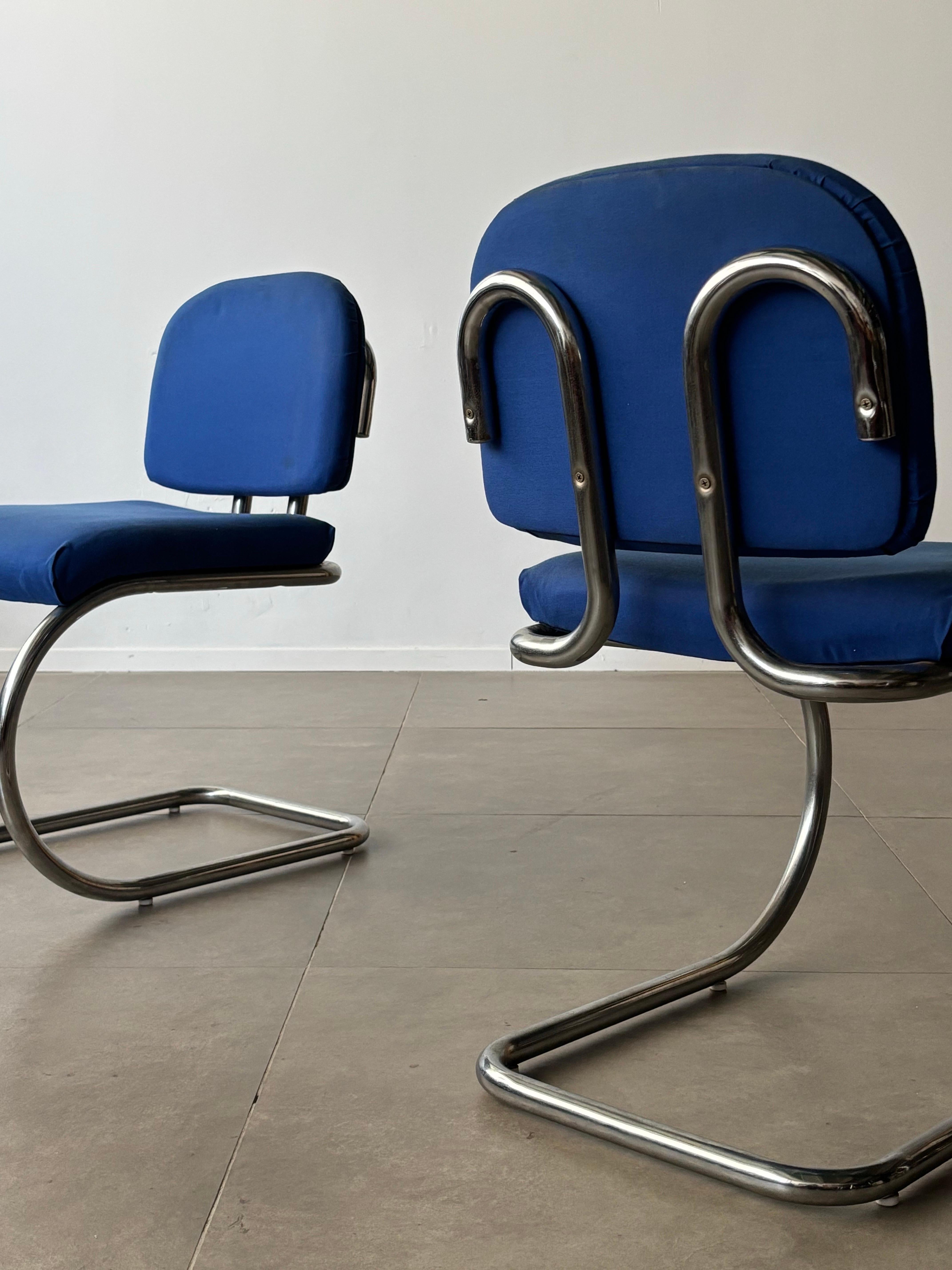 20th Century Vintage cantilever chairs chromed steel and fabric, 1970s Italy For Sale