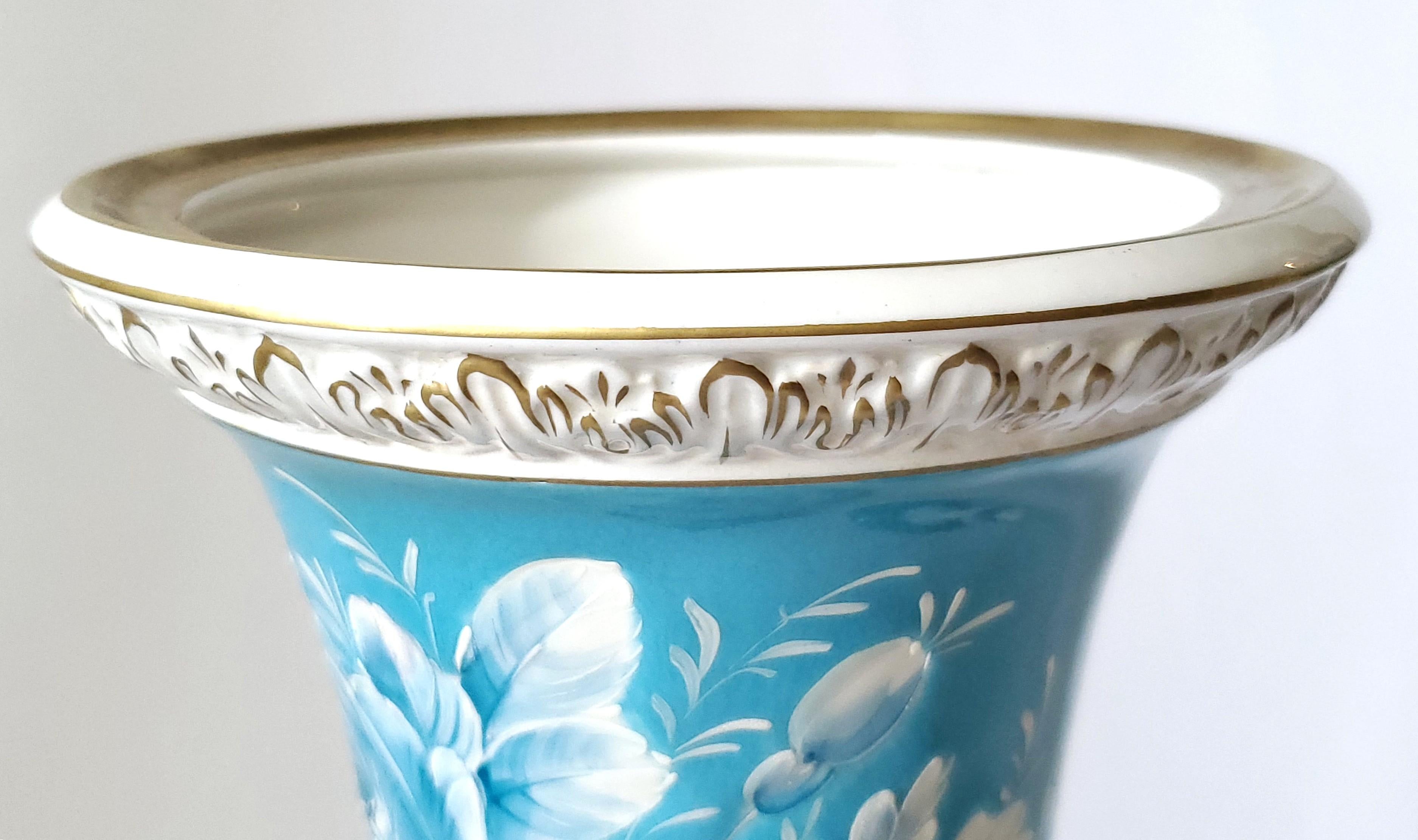 Capodimonte Turquoise Blue Porcelain Hand Painted Lidded Urn Signed For Sale 5