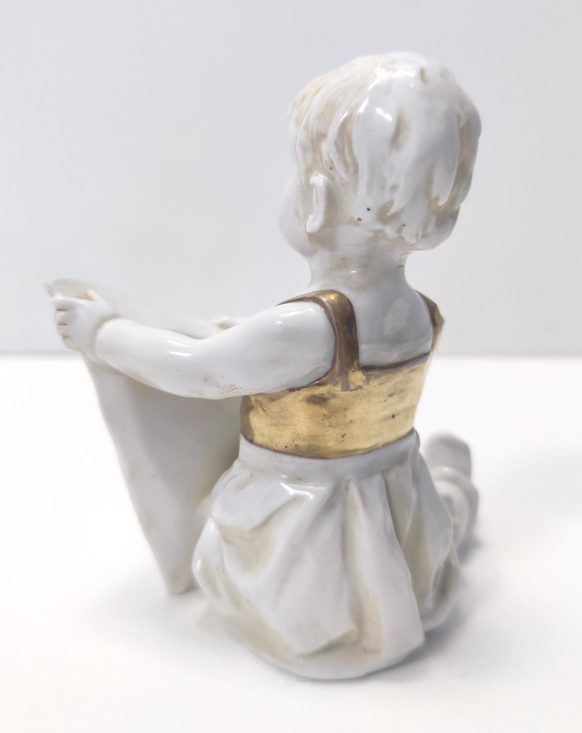 Italian Vintage Capodimonte Ceramic and Gold Decorative Item of a Reading Child, Italy For Sale