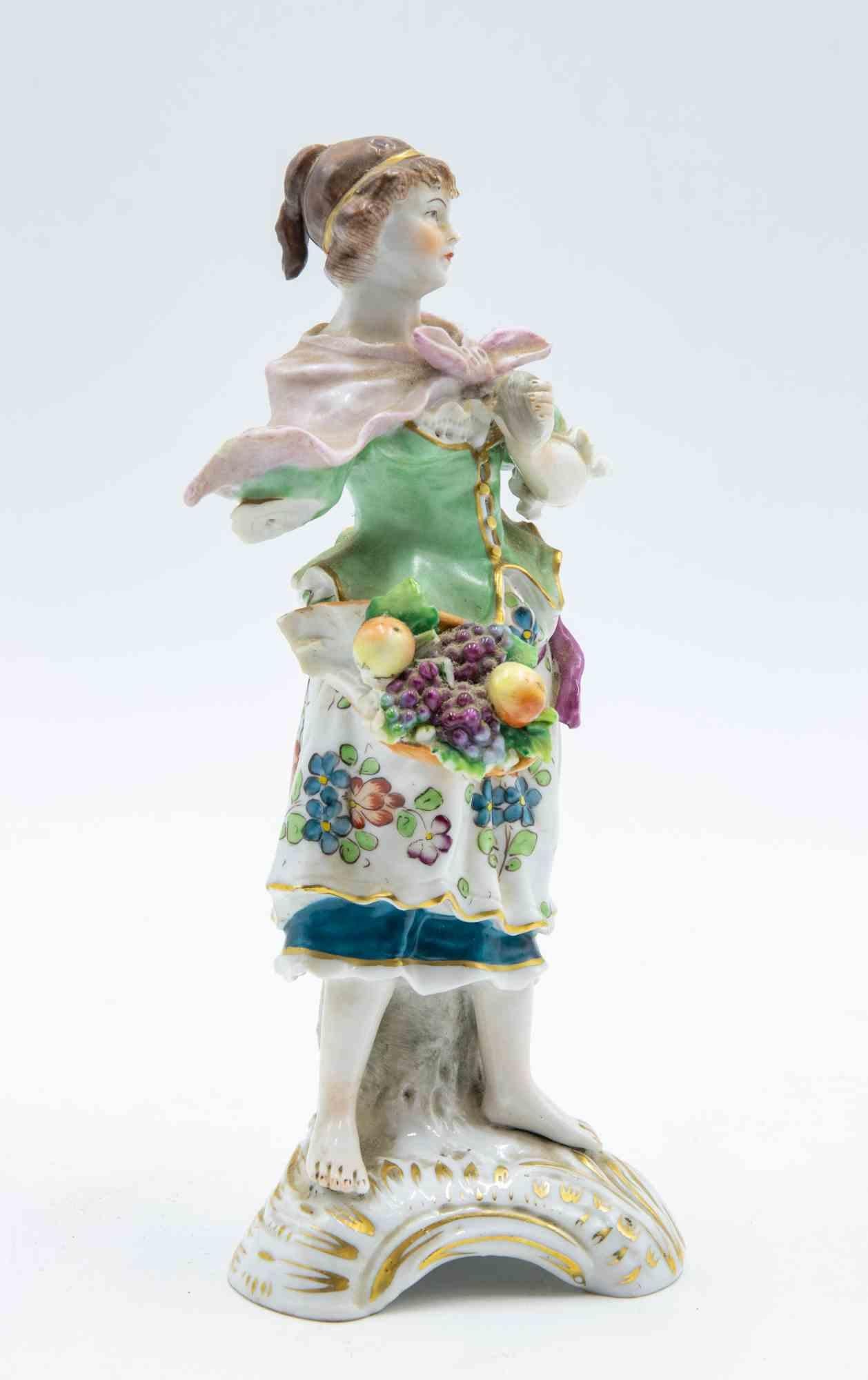 Vintage Capodimonte Ceramic Sculpture of Young Woman, Italy, mid-20th Century For Sale 2