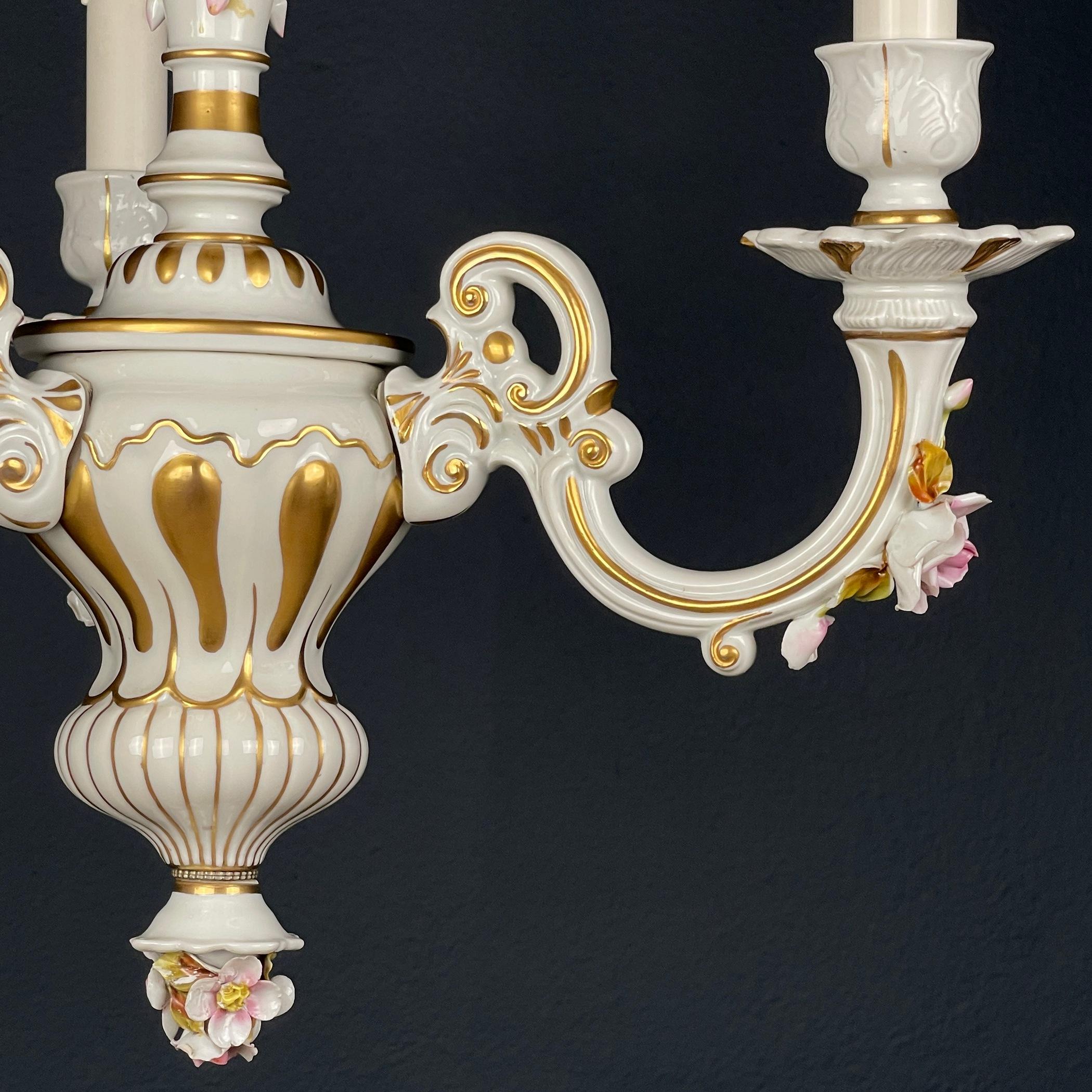 20th Century Vintage Capodimonte porcelain 3 arm chandelier Italy 1940s For Sale