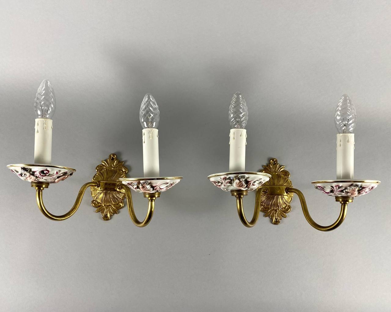 Applique vintage in porcellana di Capodimonte con putti e motivi floreali, 1980 in vendita 2