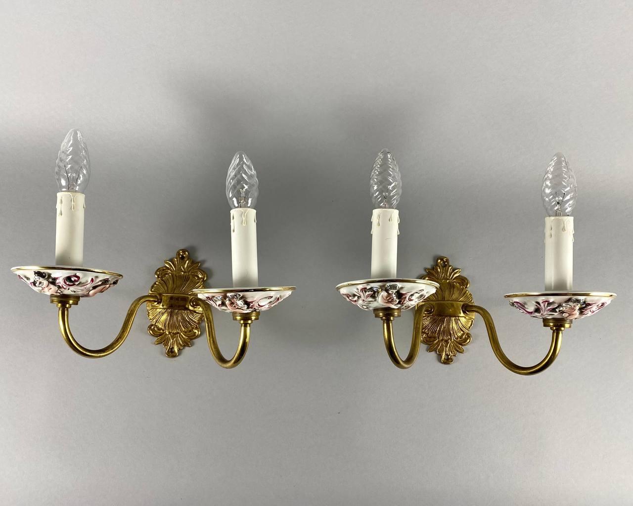 Vintage Capodimonte Porcelain Wall Sconces with Putti and Floral Pattern, 1980 For Sale 2