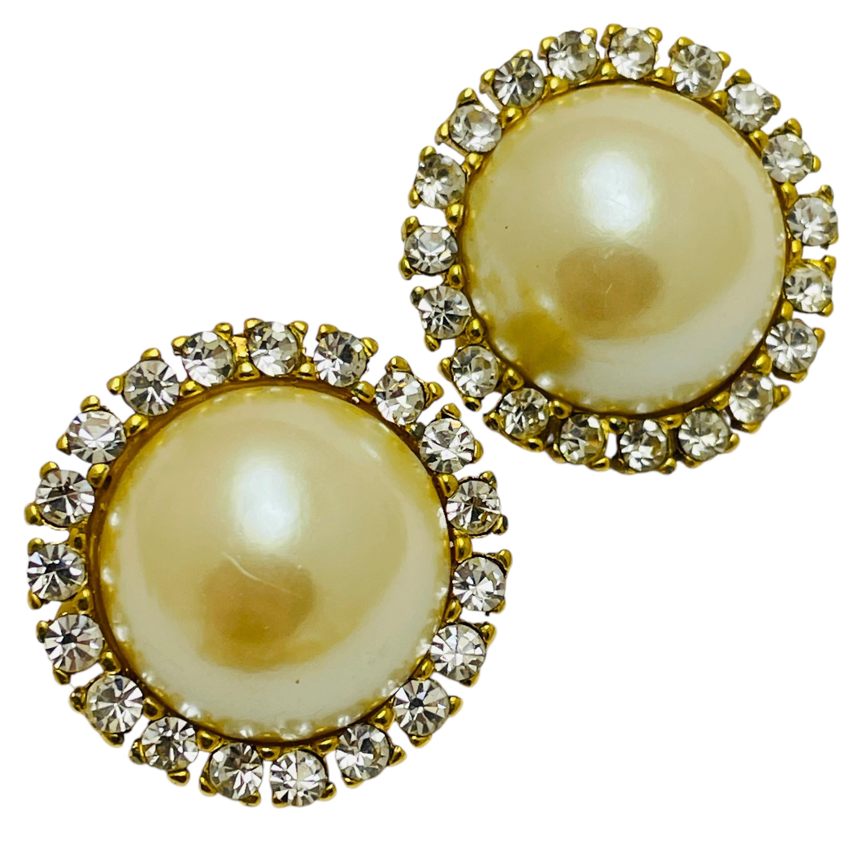 Donna Orecchini a clip CARALINA d'epoca, con perle e strass, di design in vendita