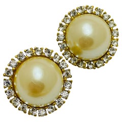 Pendientes de clip de diseño vintage CARALINA en tono dorado con perlas y strass