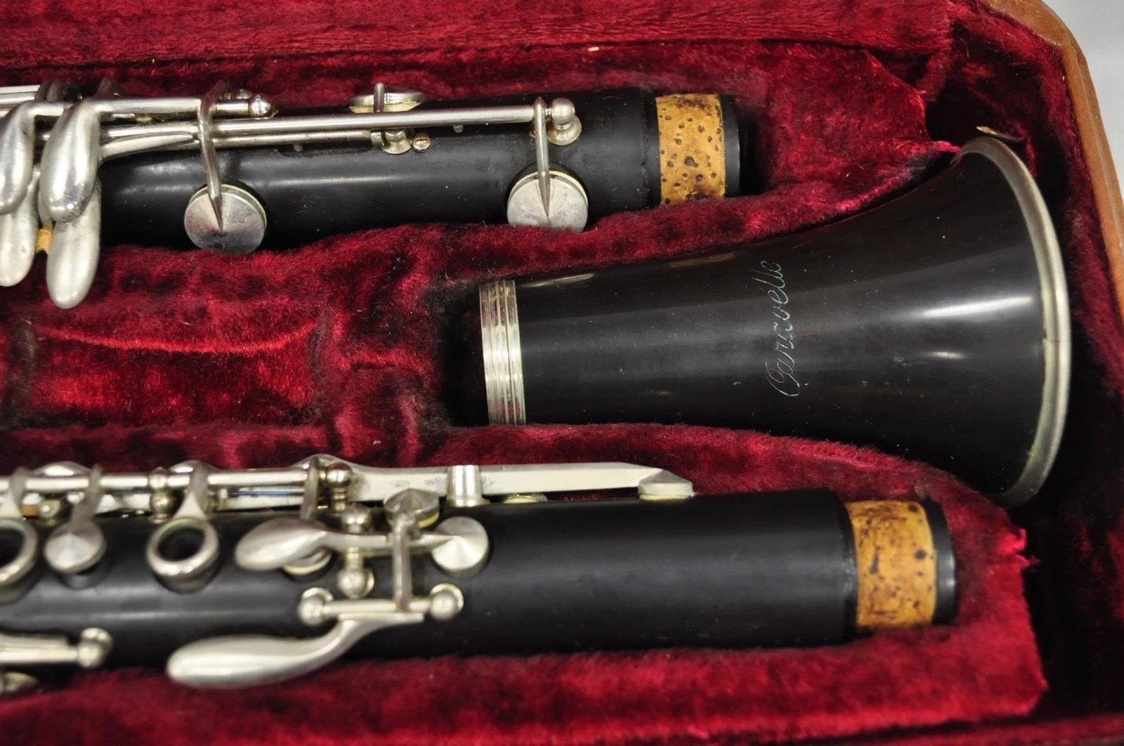 Sconosciuto Strumento musicale Caravelle Clarinetto d'epoca con custodia originale in vendita