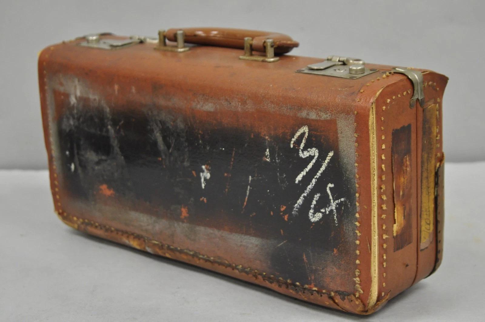 Strumento musicale Caravelle Clarinetto d'epoca con custodia originale in vendita 2