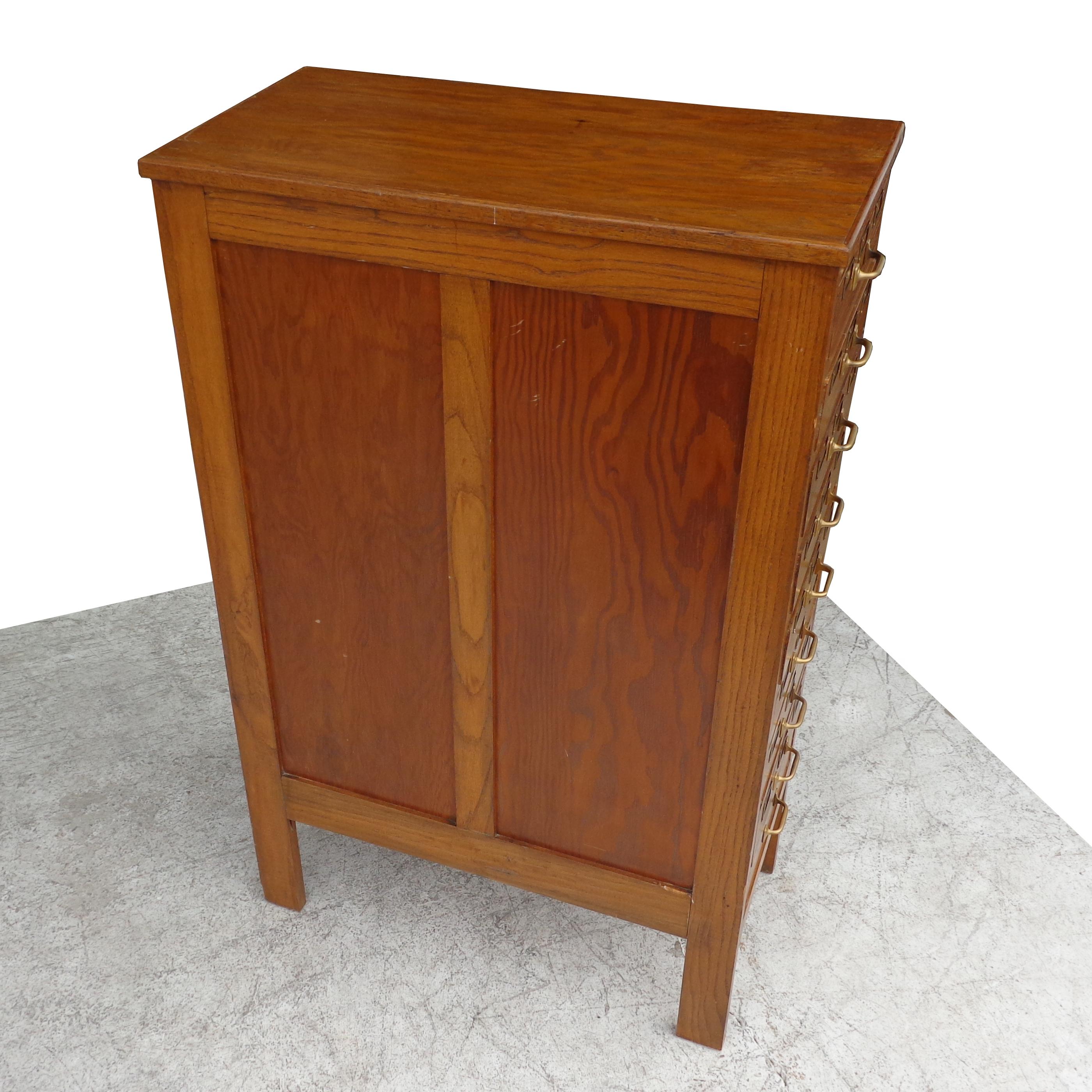 Vintage Card Catalogue Cabinet In Good Condition For Sale In Pasadena, TX