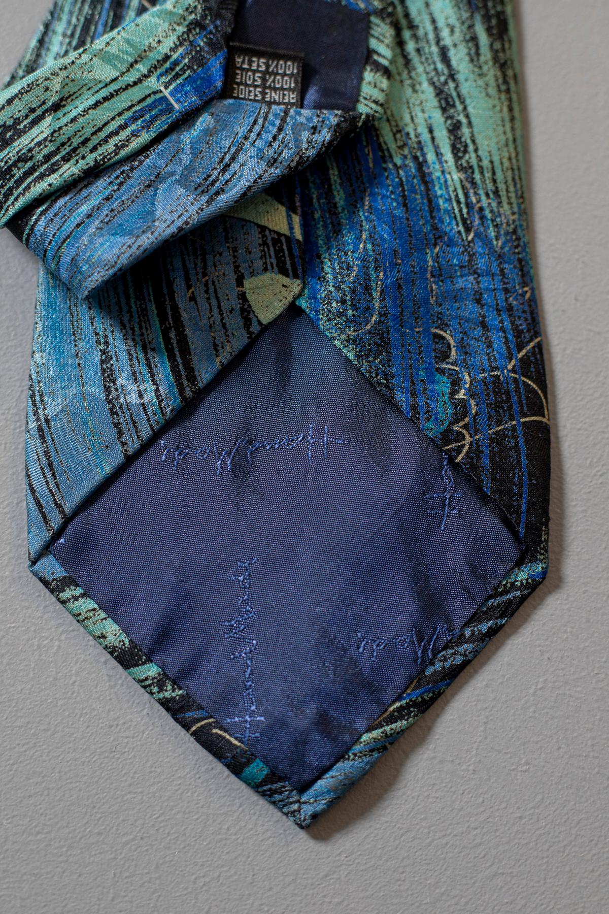 Blue Vintage Cardelli 100% silk tie in light blue, blue and aqua green For Sale
