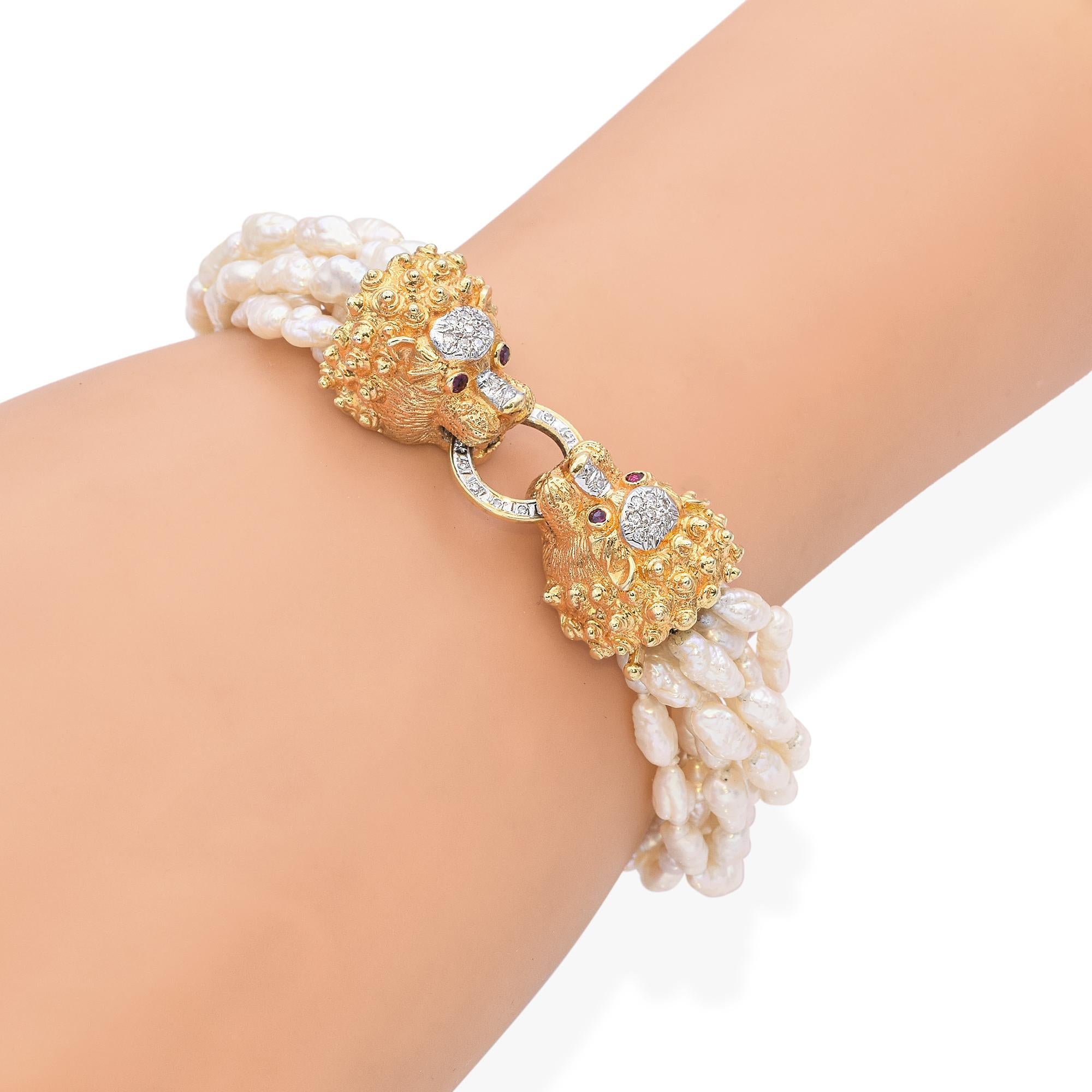 Rétro Bracelet vintage Cardow avec diamants en or jaune 14 carats  Fermoir tête de lion en vente