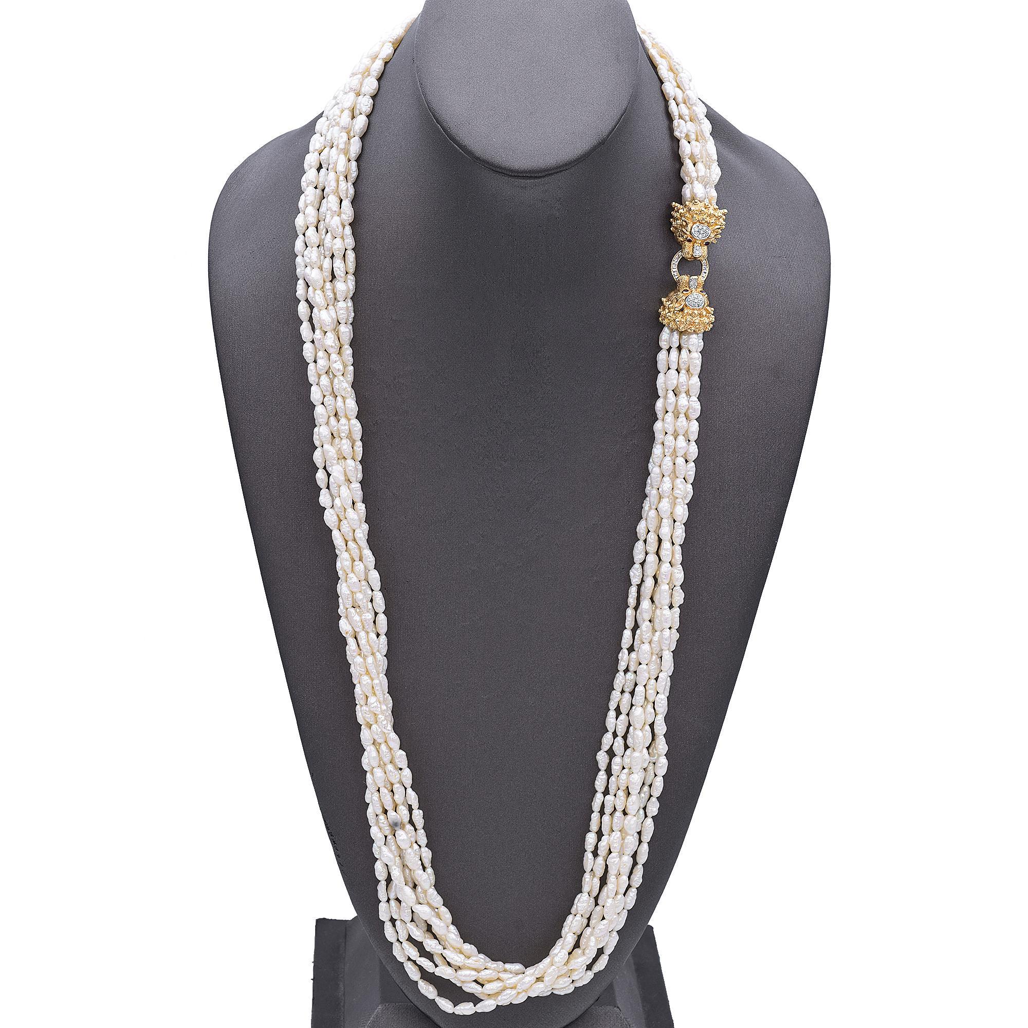 Rétro Collier vintage Cardow avec diamants en or jaune 14 carats  Fermoir tête de lion en vente