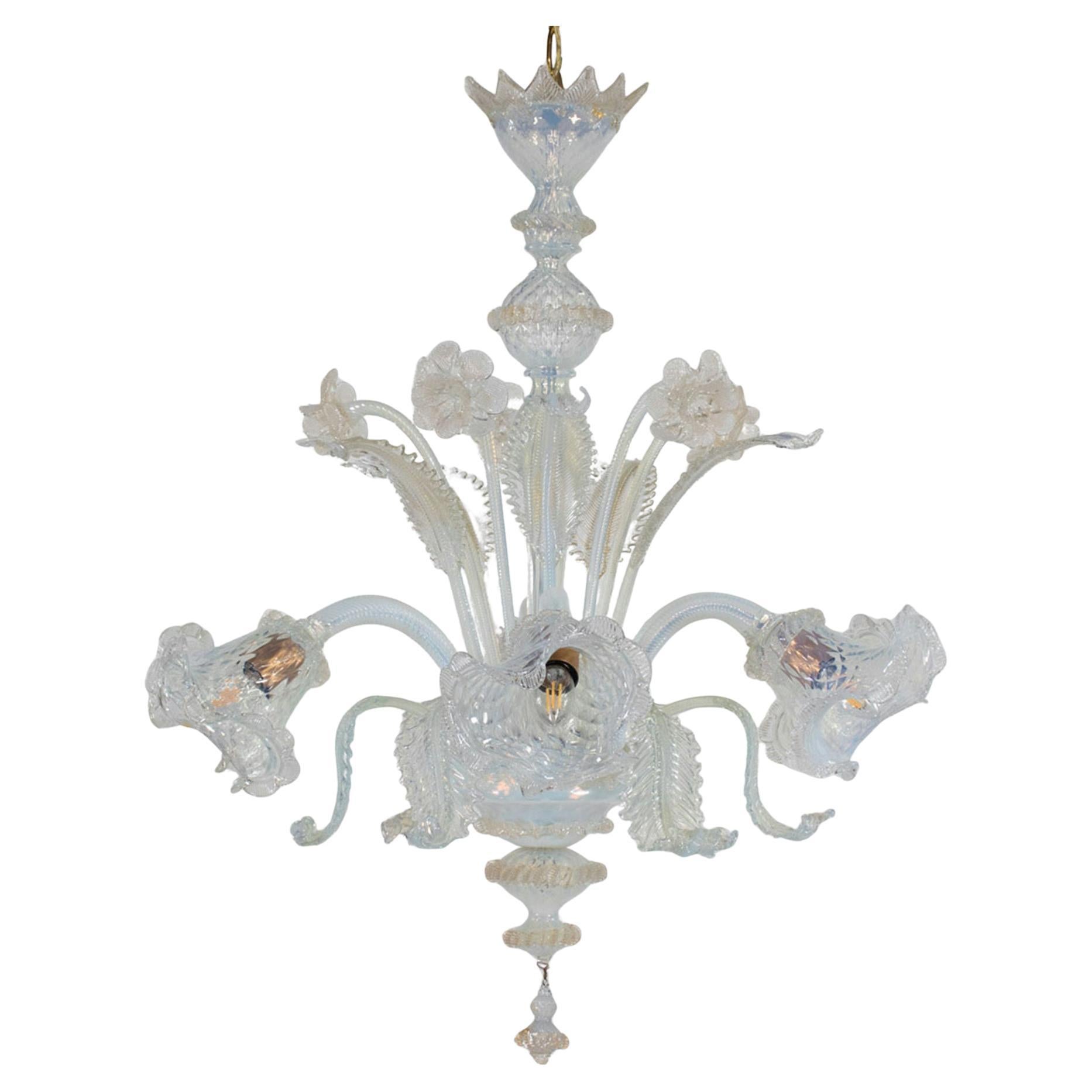 Vintage-Kronleuchter aus Goldgefäß und Opal-Murano im Ca'Rezzonico-Stil