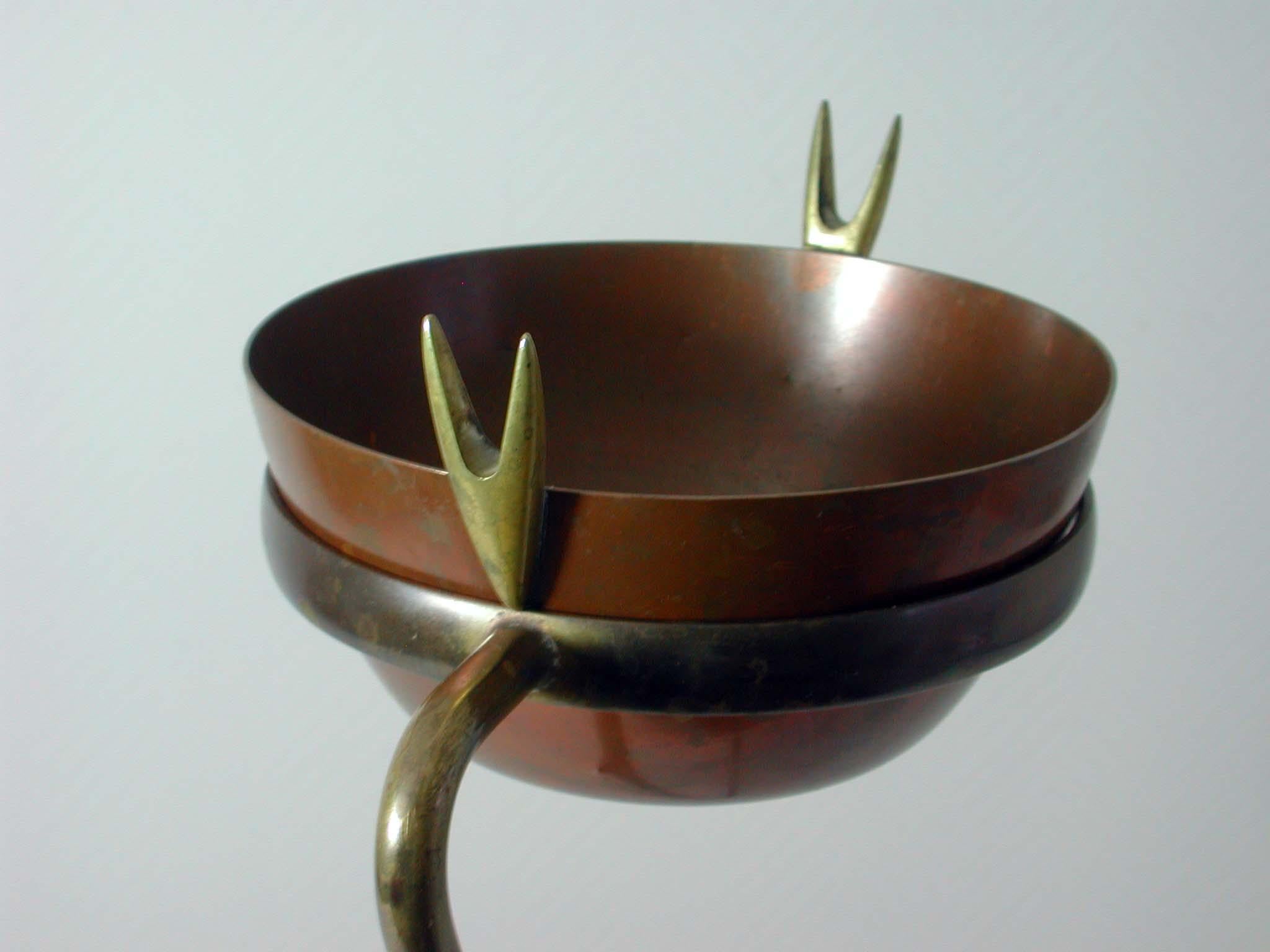 Stand-Aschenbecher aus Messing und Kupfer im Vintage-Stil von Carl Auböck, Österreich, 1954 im Zustand „Gut“ in NUEMBRECHT, NRW