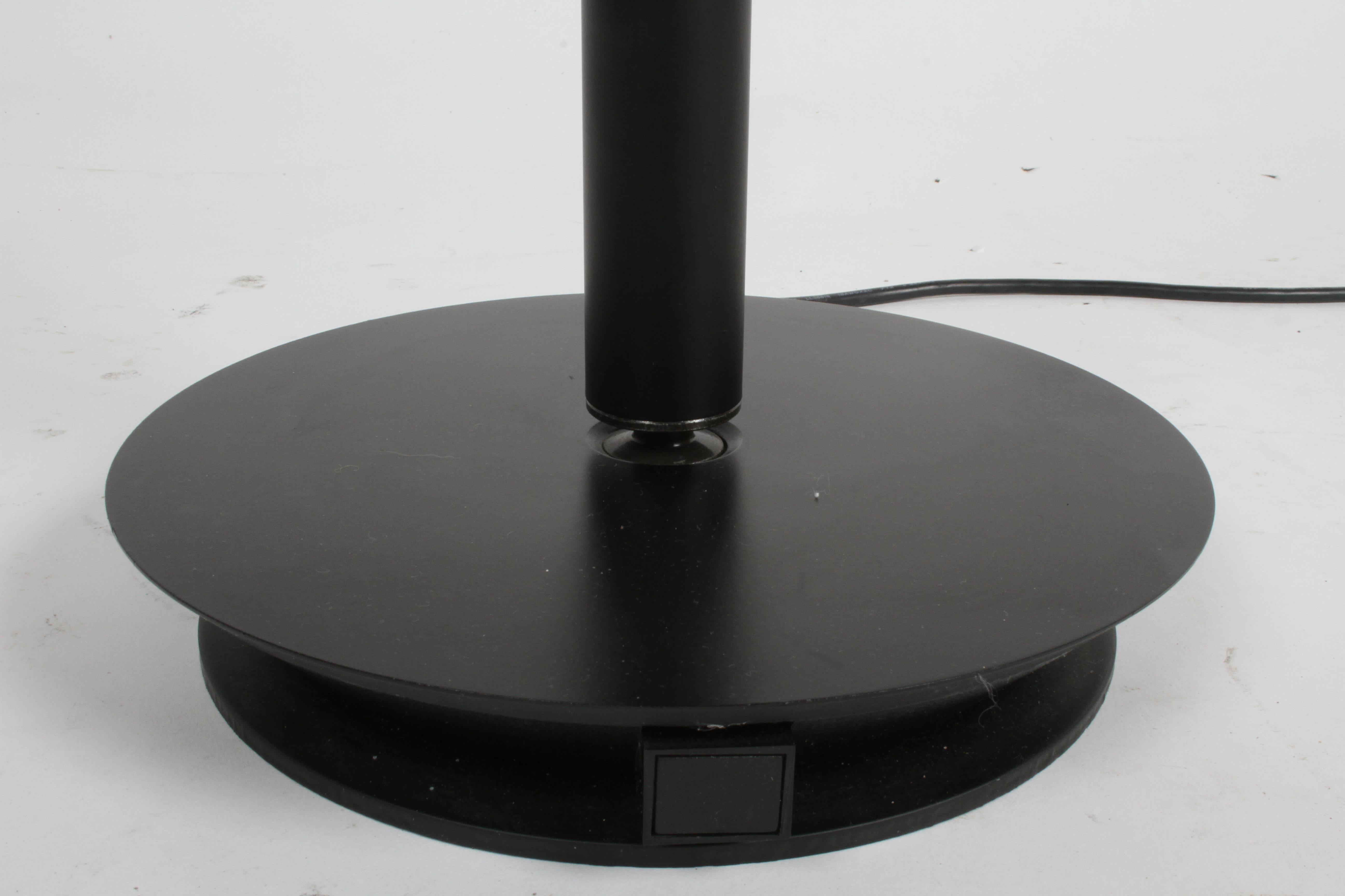 Vintage Carlo Forcolini Post-Modern Black Floor Lamp for Artemide Italy, 1980s For Sale 7