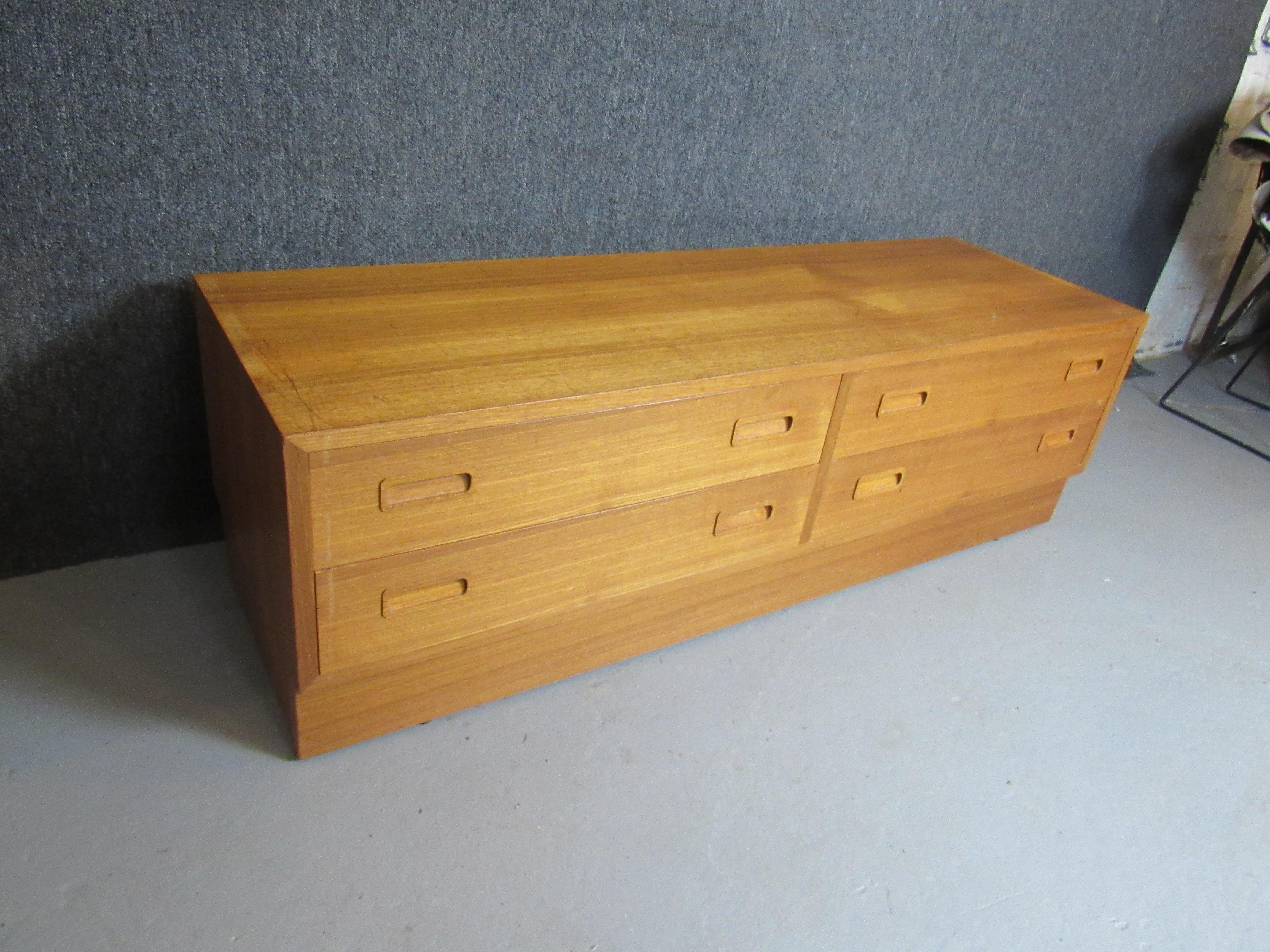 Carved Vintage Carlo Jensen Danish Teak Entry Dresser for Hundevad & Co. For Sale