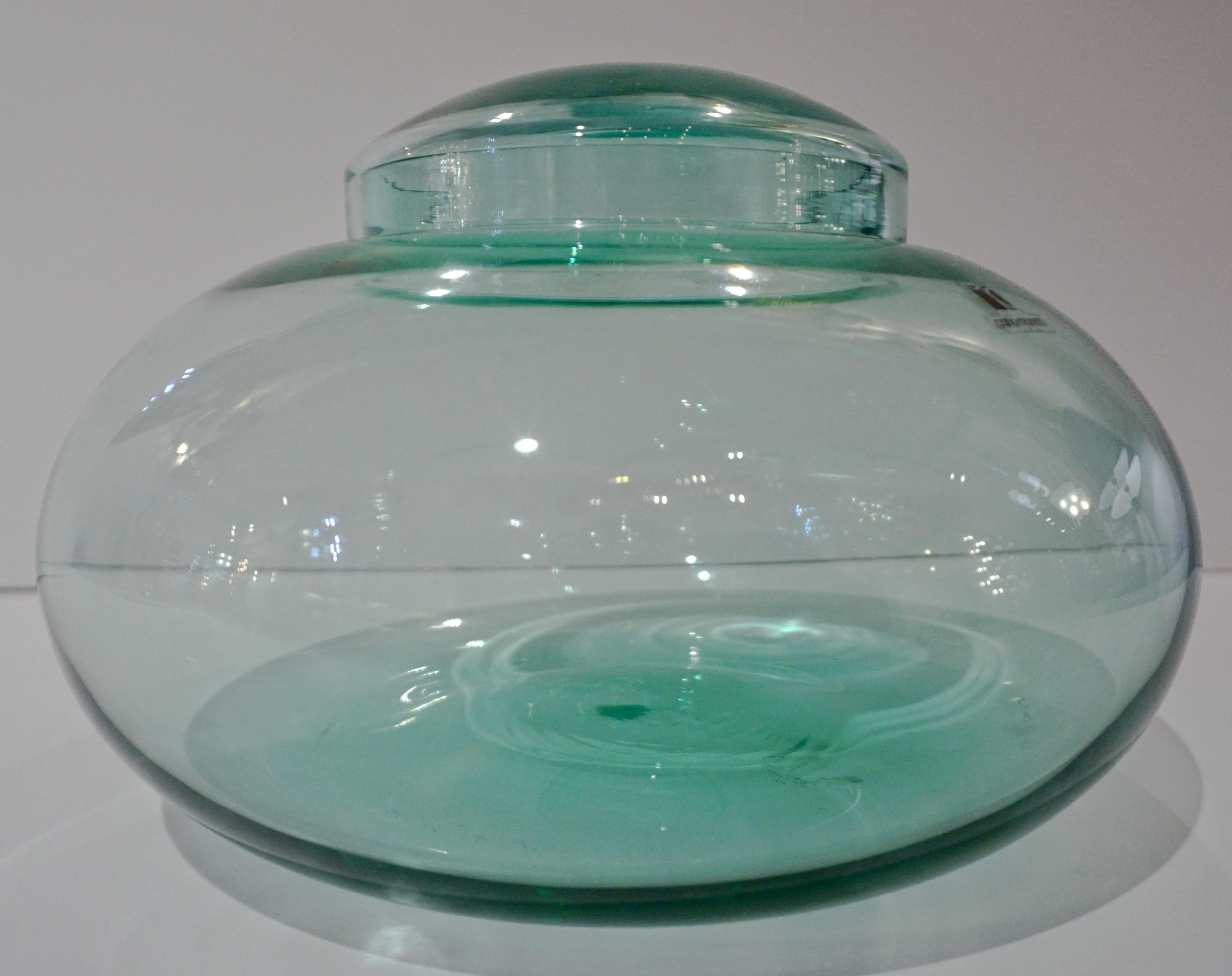 Verre d'art Boîte ronde en verre de Murano en cristal menthe et pomme de verre Carlo Moretti des années 1980 en vente