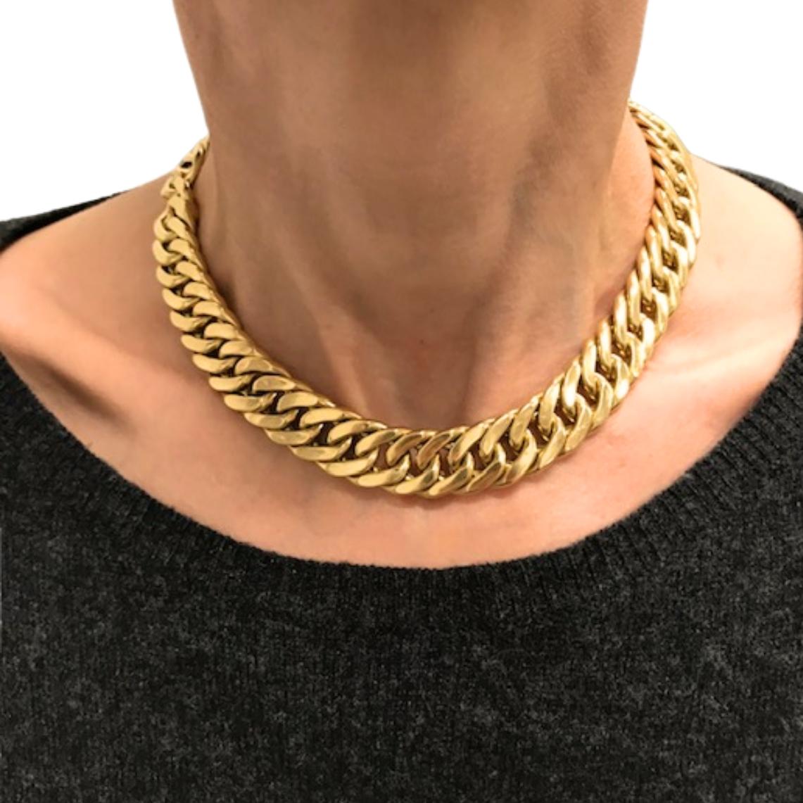 This vintage Carlo Weingrill necklace is crafted in rich 18k yellow gold and features the sleek, signature look the Italian house is known for. The design is built from smooth, flat links that add a refined feel. 
This Weingrill design brings