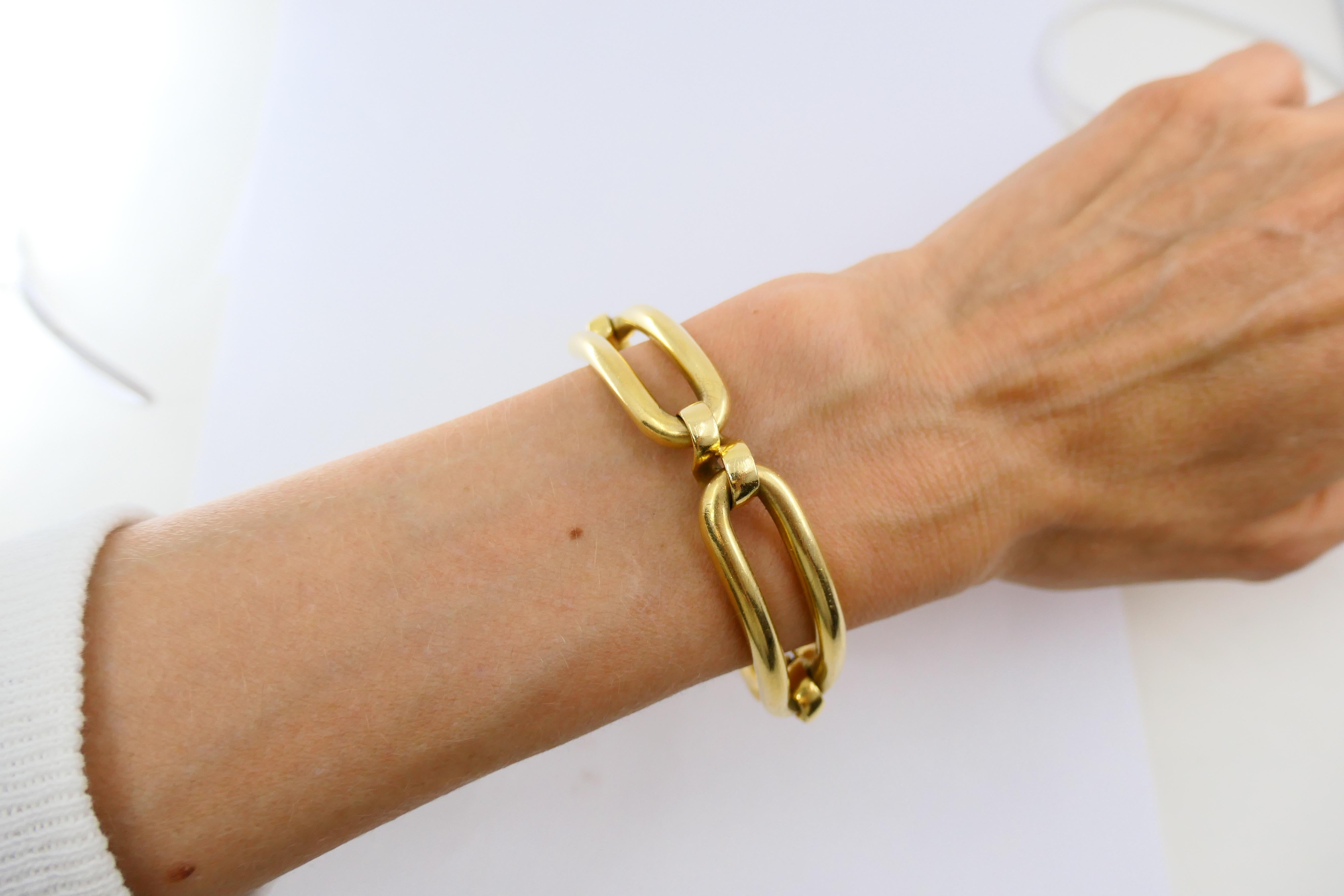 Vintage Carlo Wengrill 18k Gold Oval Link Bracelet For Sale 9