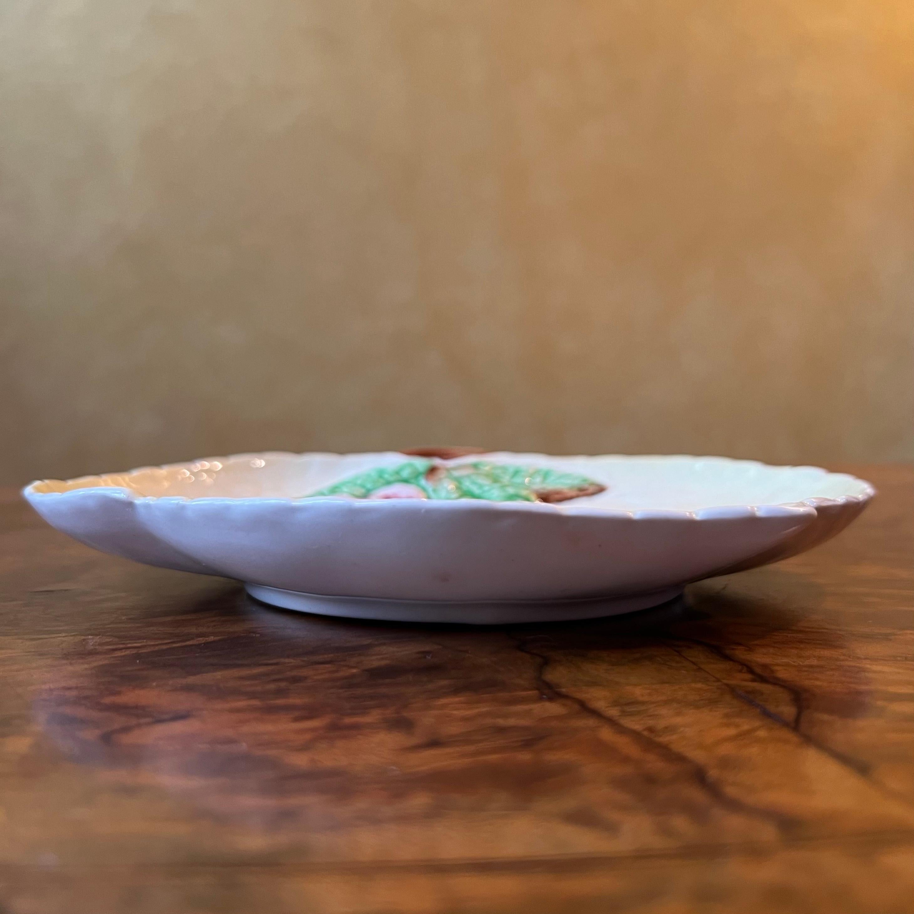 Vintage Carlton Ware Fox Glove Dish Plate In Good Condition For Sale In EDENSOR PARK, NSW