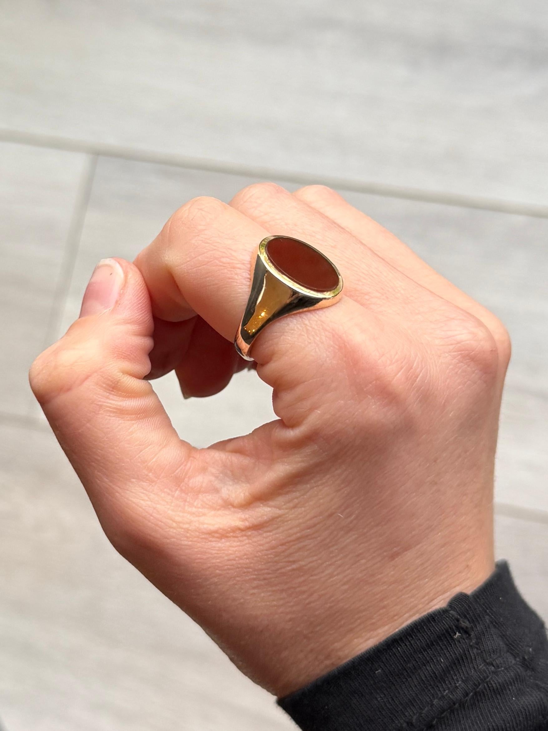 Oval Cut Vintage Carnelian and 9 Carat Gold Signet Ring For Sale