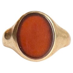 Bague signet vintage en cornaline et or 9 carats