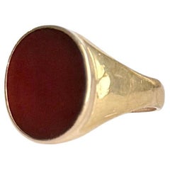 Bague signet vintage en cornaline et or 9 carats