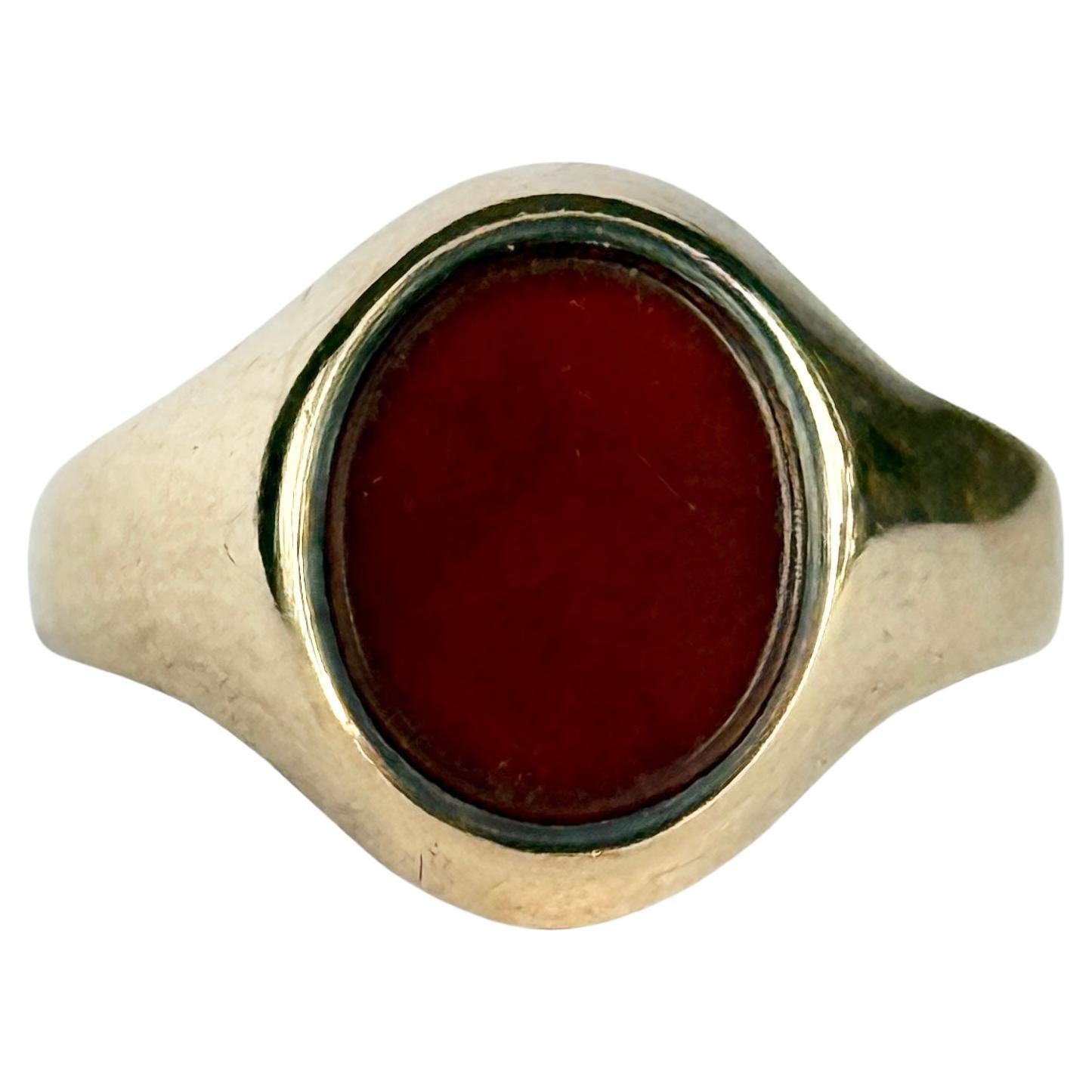 Anillo de sello vintage de cornalina y oro de 9 quilates