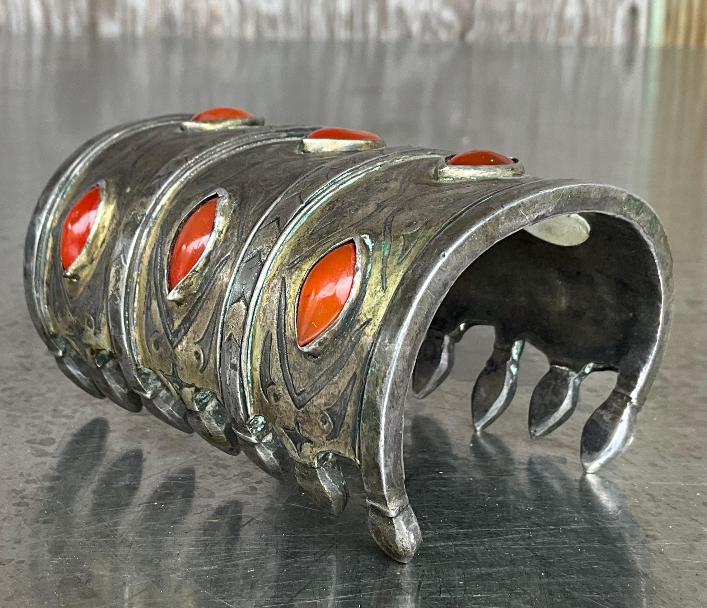 Vintage Carnelian Gilt Silver Turkoman Cuff In Good Condition For Sale In West Palm Beach, FL