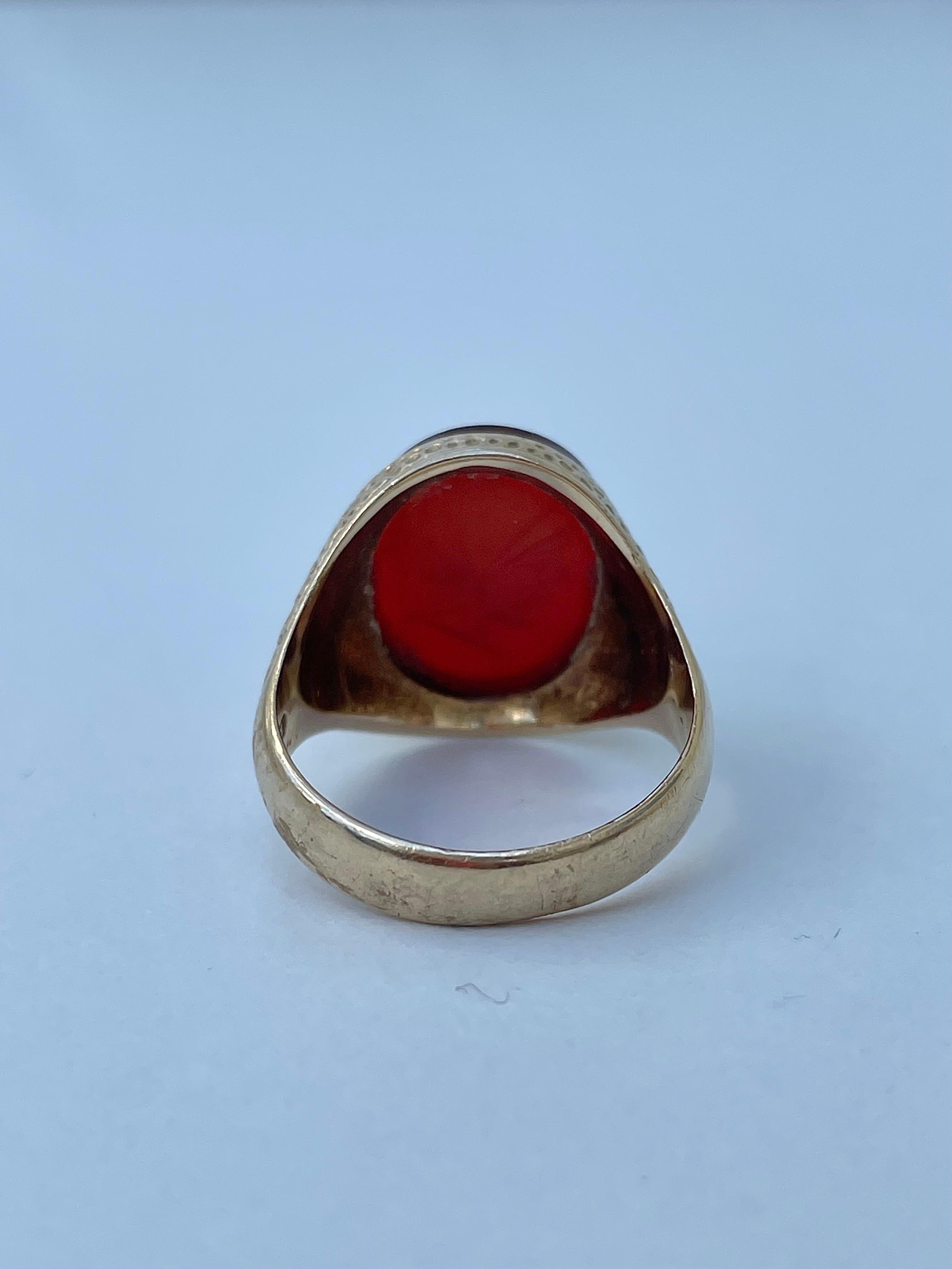 Arts and Crafts Vintage Carnelian Large Signet Ring in 9ct Yellow Gold