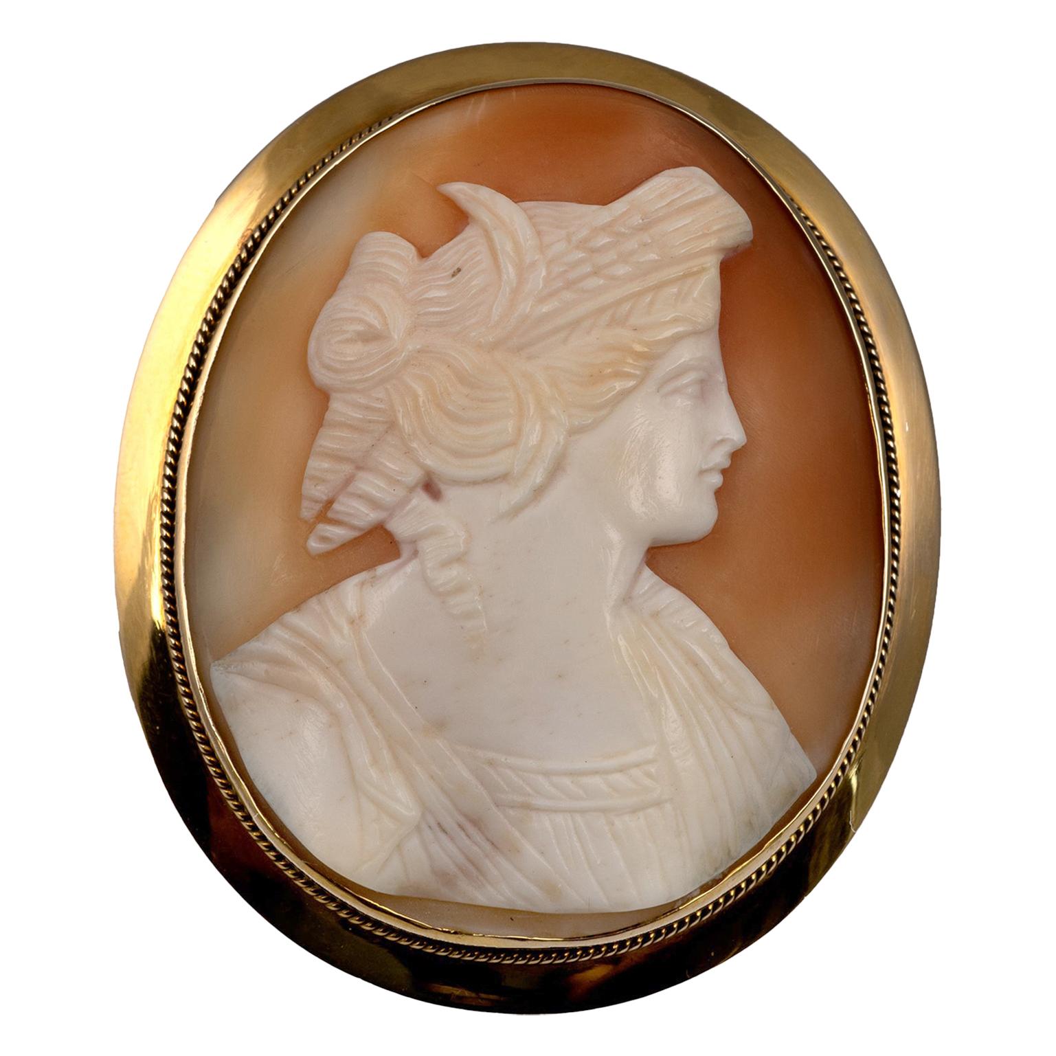 Vintage Carnelian Shell Cameo Brooch, Oval Gold Mount, circa 1960s