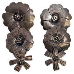 Vintage-Ohrringe von Carol Felley aus Sterlingsilber mit drei Blumenmotiven #25651