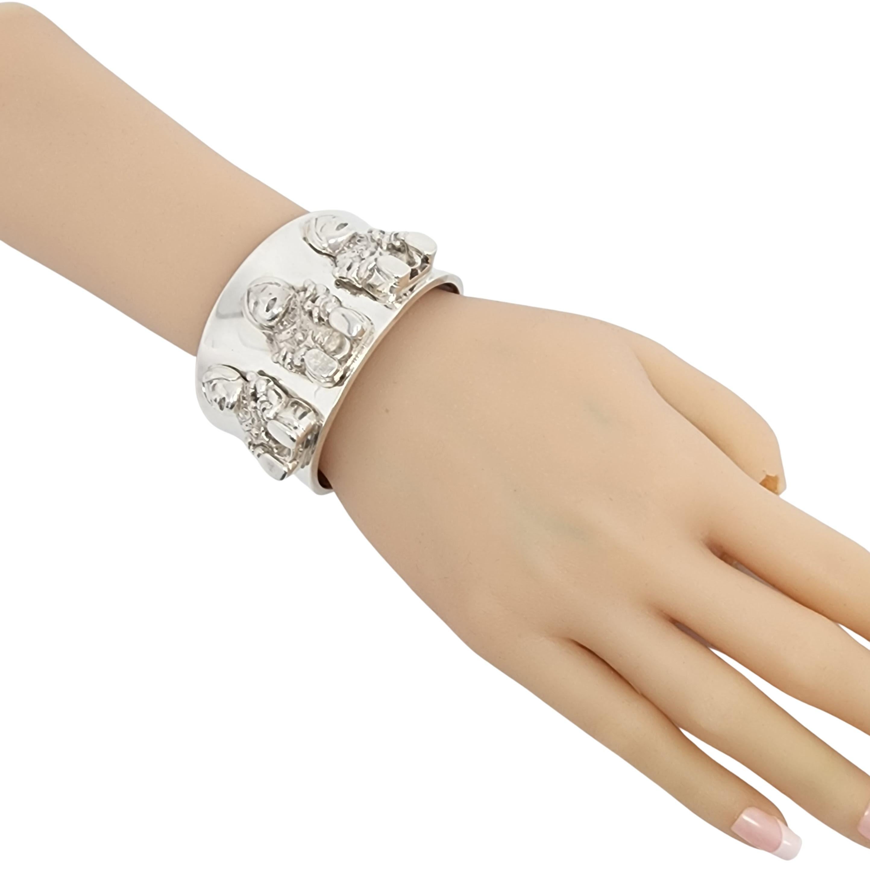 Carol Felley Sterlingsilber-Manschettenarmband, Geschichte erzählen, Vintage im Zustand „Gut“ in Washington Depot, CT