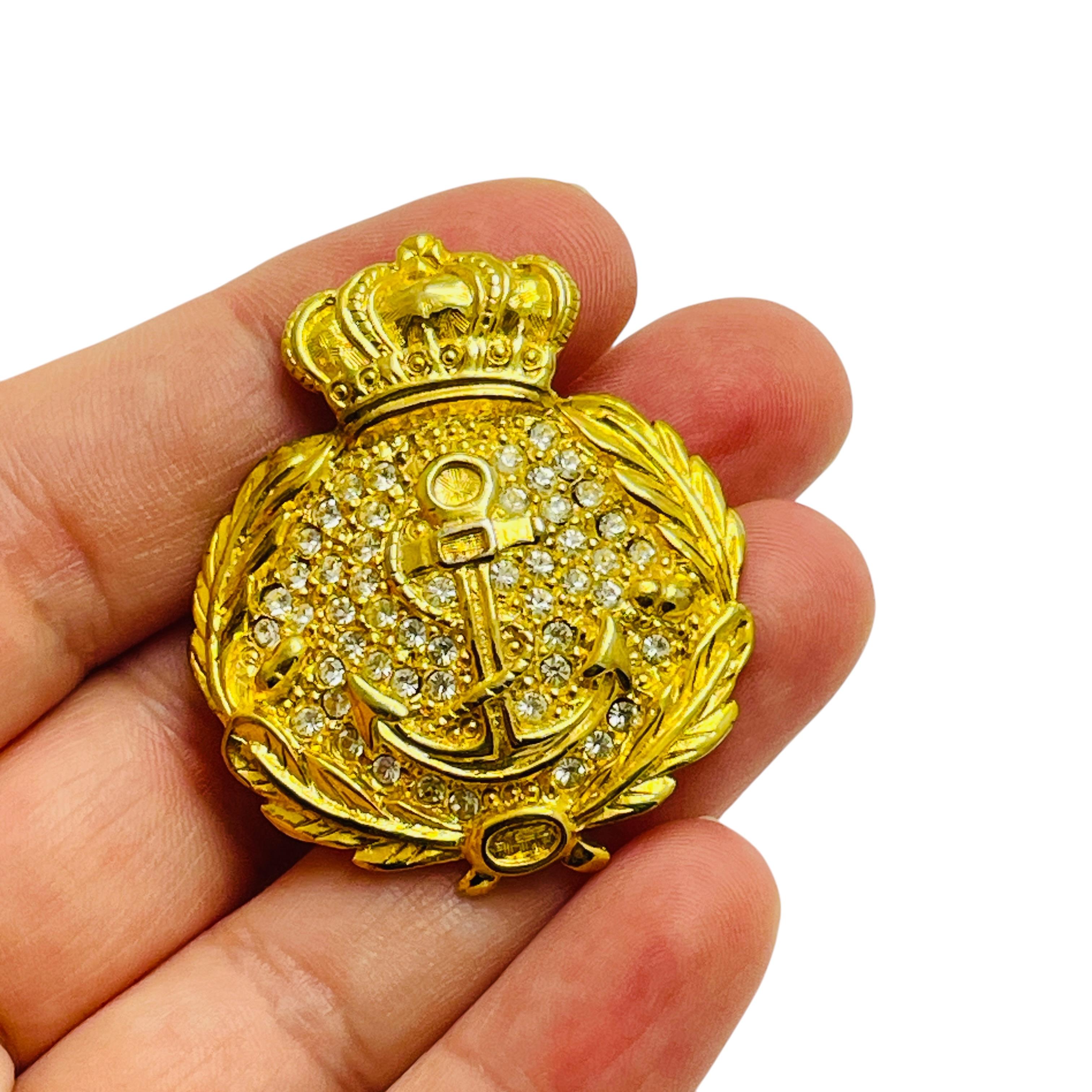 Women's Vintage CAROLEE signed gold tone rhinestone nautical designer brooch For Sale