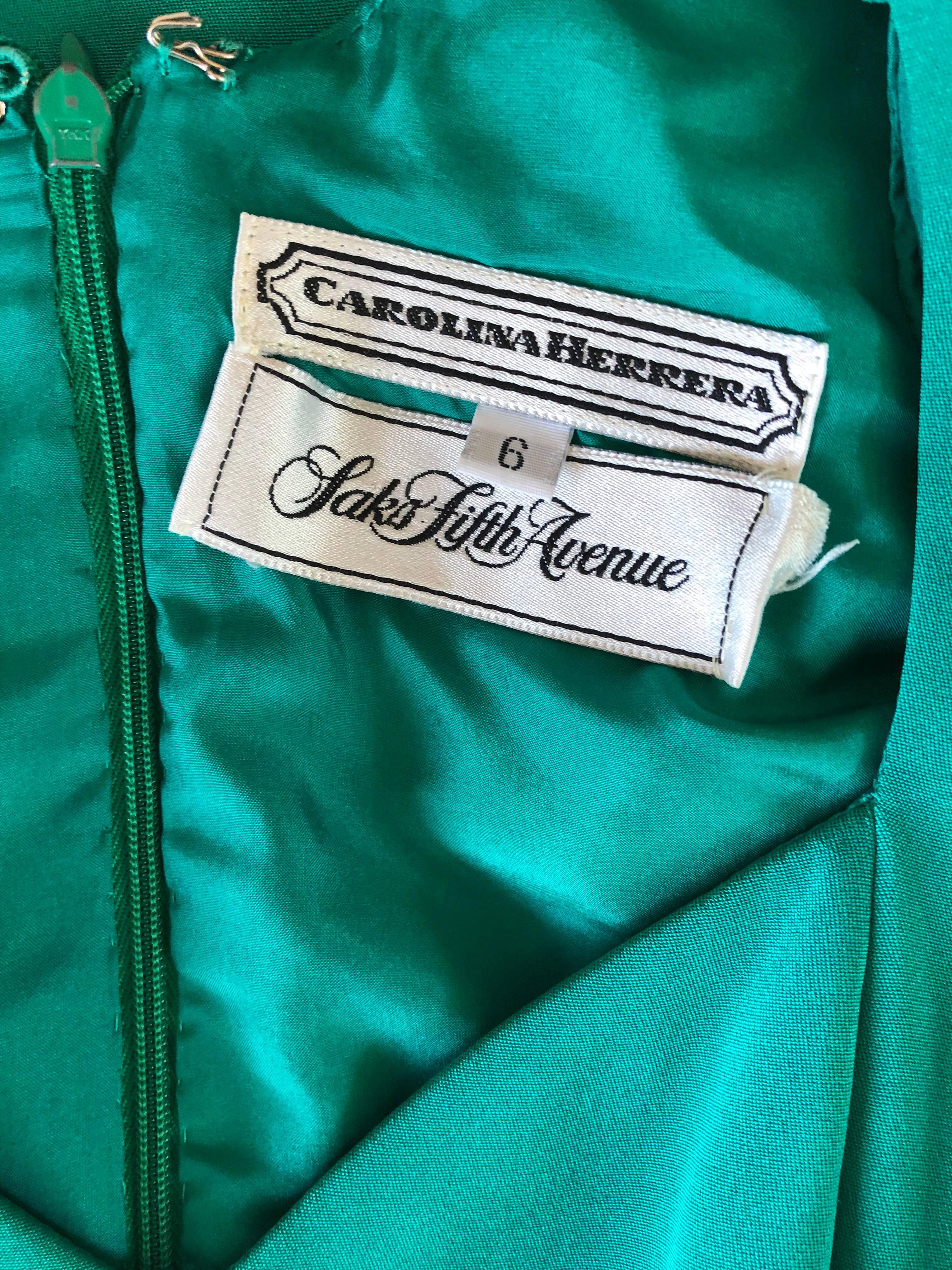 Vintage Carolina Herrera Size 6 1980s Kelly Green Strong Shoulder Silk 80s Dress 13