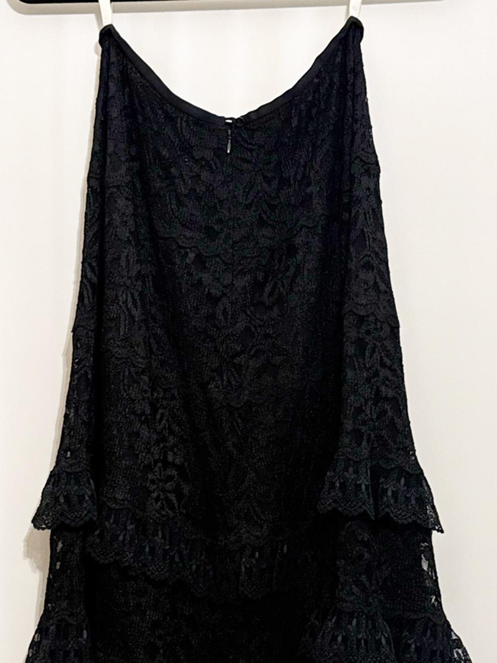 Gonna vintage in pizzo nero di Caroline Charles in vendita 1