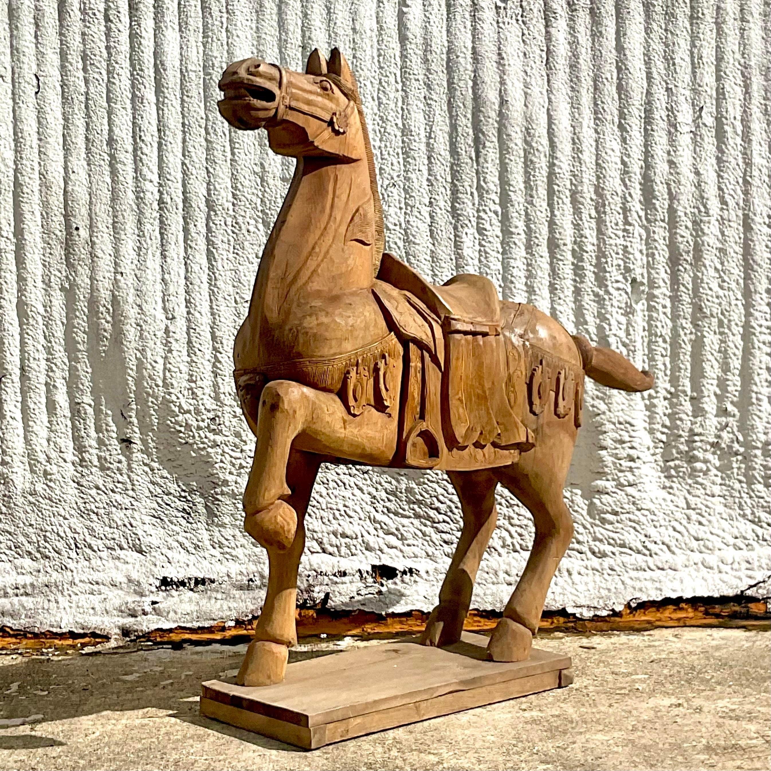 Messicano Carosello d'epoca Boho con cavallo in legno intagliato in vendita
