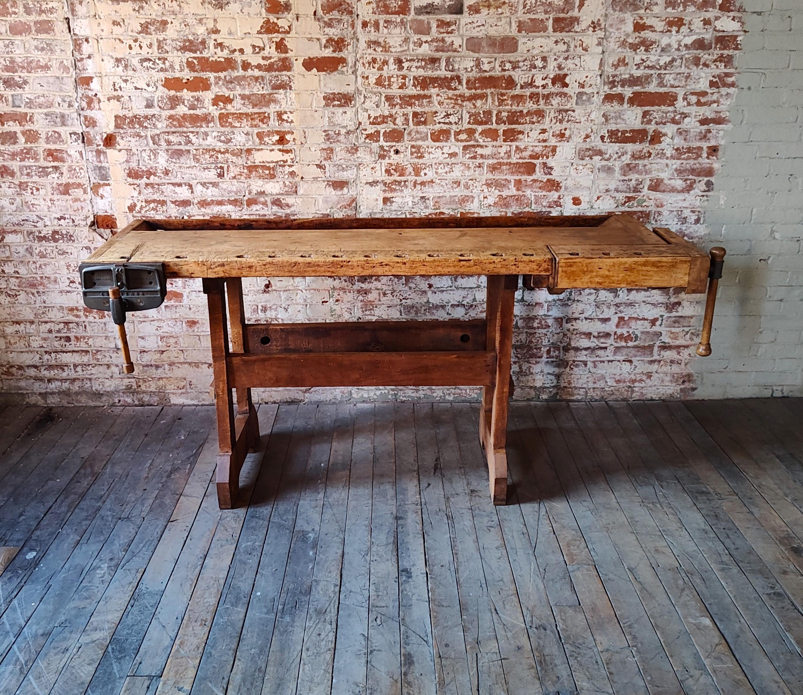 Carpenter's Workbench im Vintage-Stil (amerikanisch) im Angebot