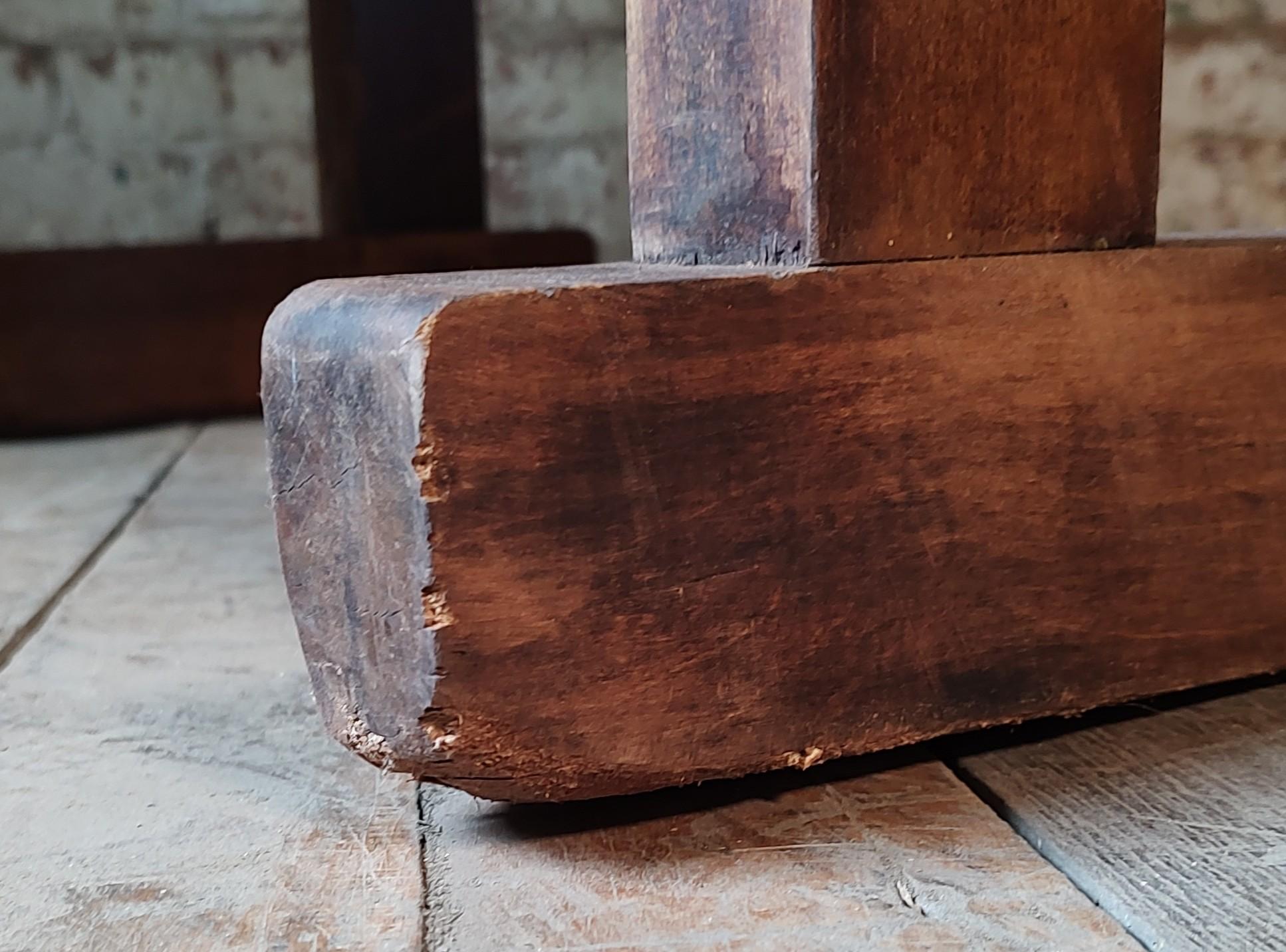 Etabli de menuisier vintage avec tiroirs et casiers de rangement en vente 11