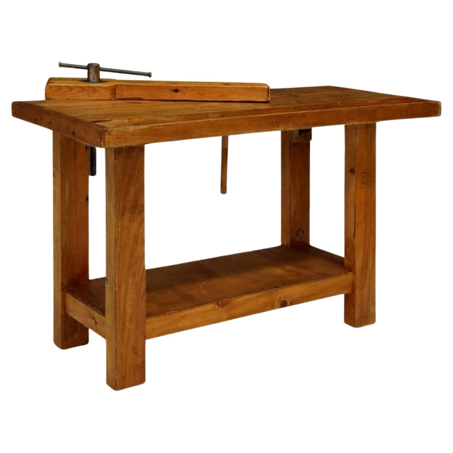 Mesa banco de trabajo vintage de carpintería de madera de pino en venta