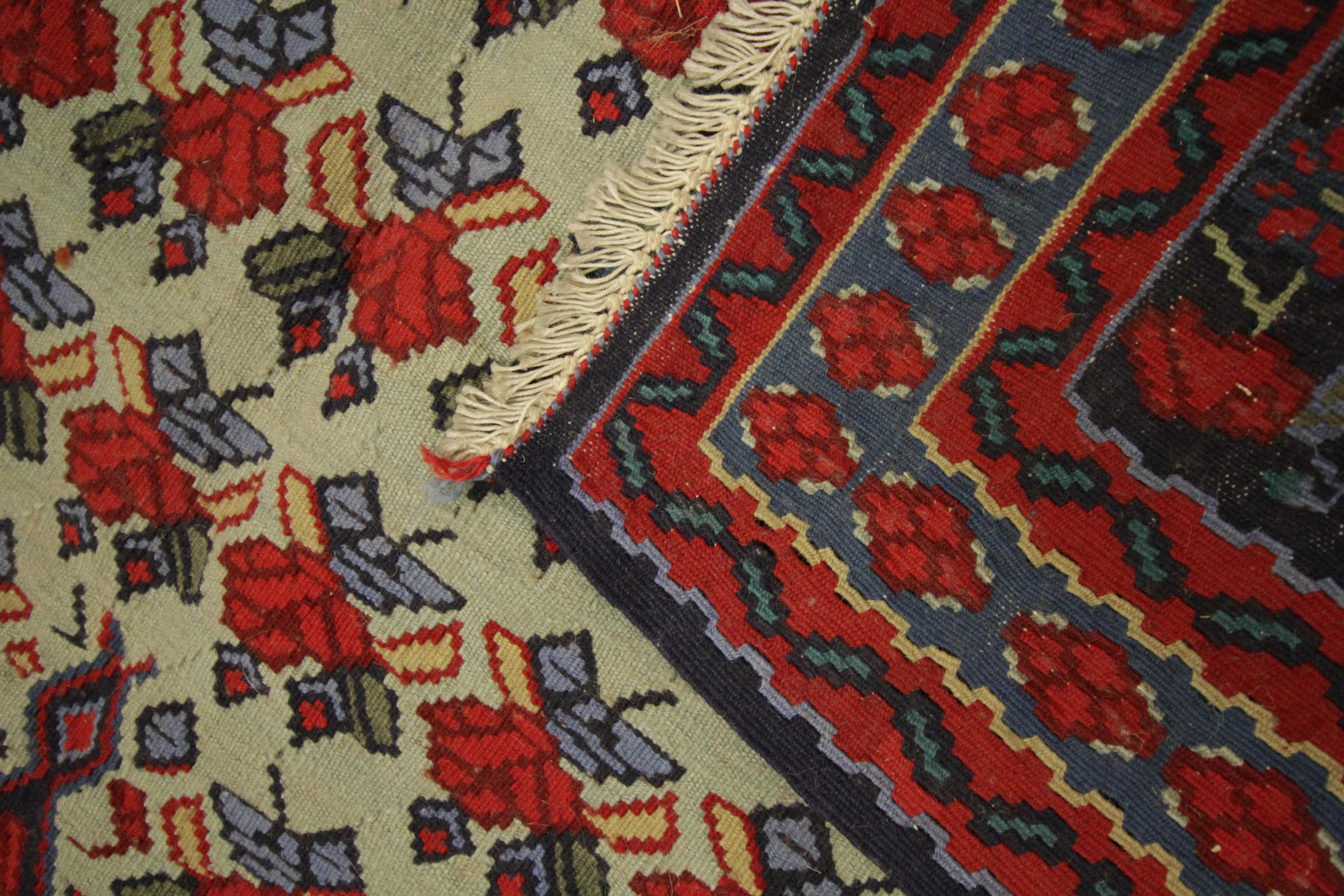 Alfombra Vintage Azerbaiyán Kilim Alfombra de lana tejida a mano plana- 116x162cm en Excelente estado para la venta en Wembley, GB