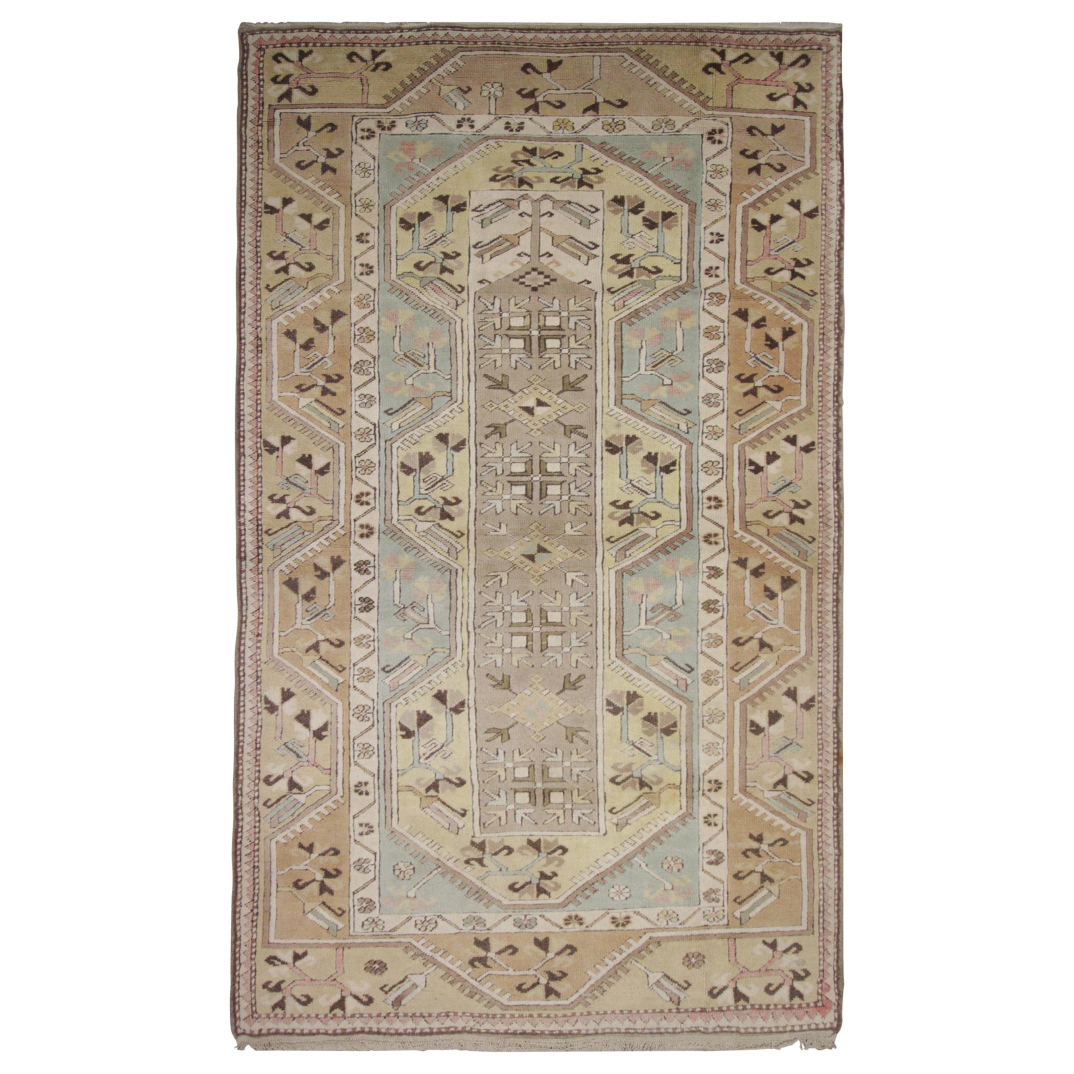Vintage Carpet Turkish Rug Handwoven Beige Cream Wool Rug For Sale