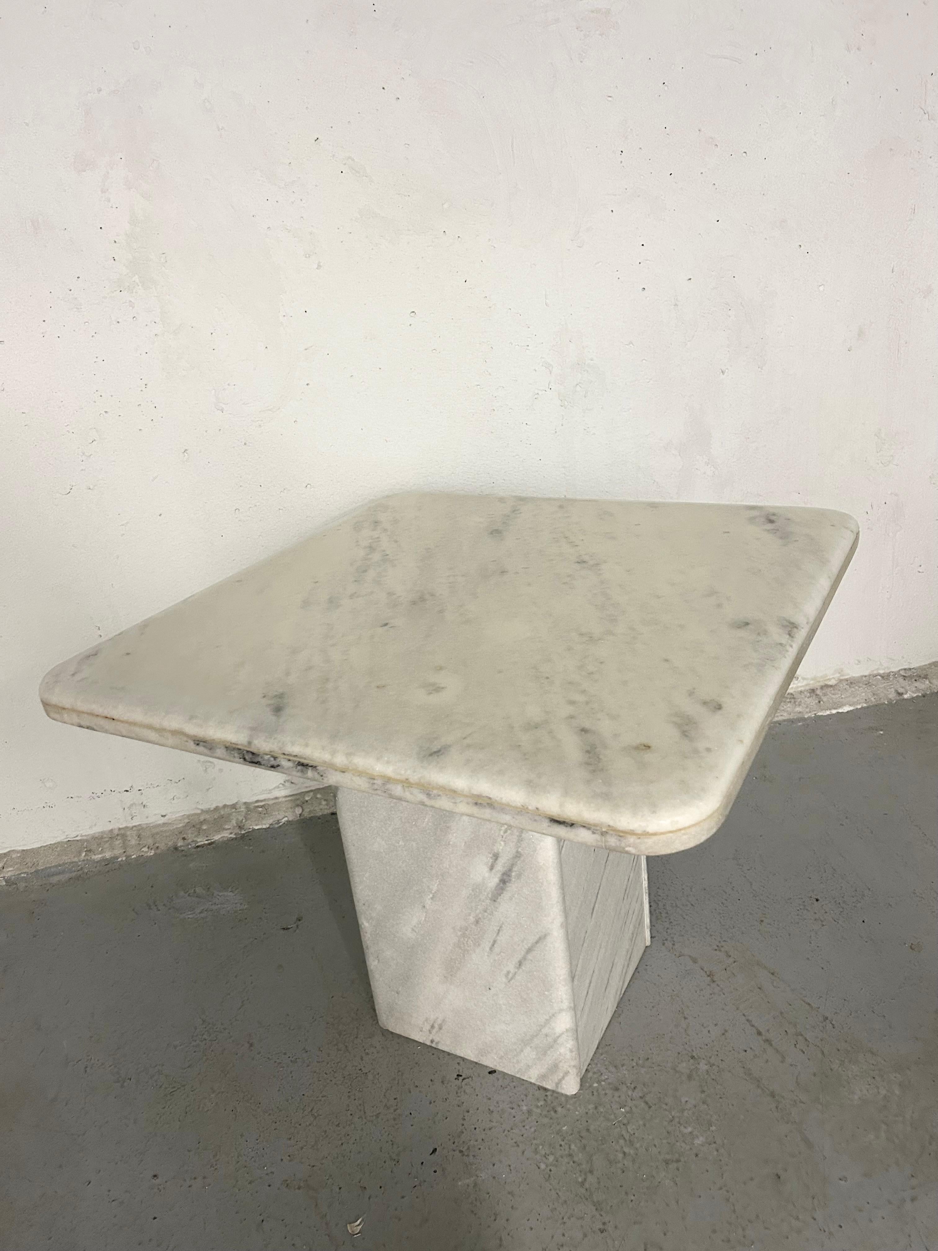 Late 20th Century Vintage Carrara Marble End Table For Sale