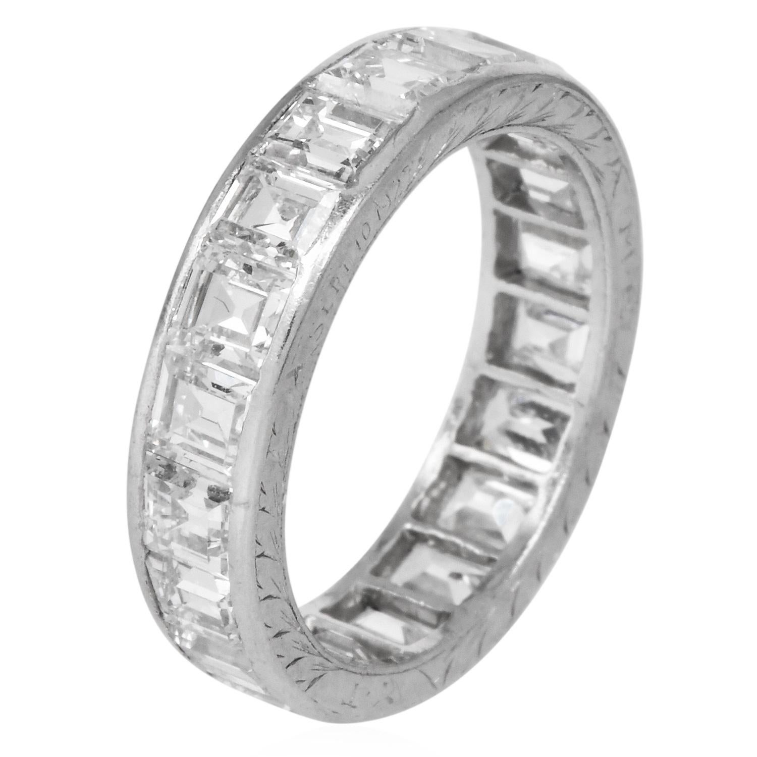 Retro Vintage Carre-Cut Diamond 4.00ct Platinum Eternity Band Ring For Sale