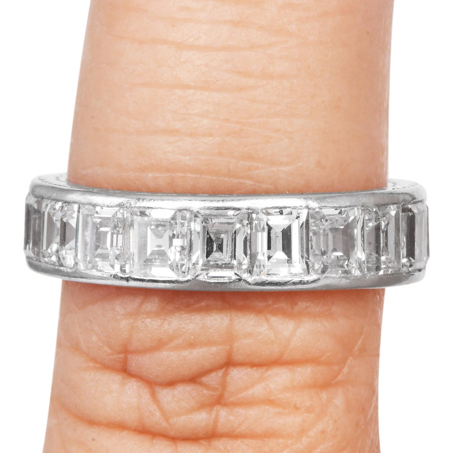 Square Cut Vintage Carre-Cut Diamond 4.00ct Platinum Eternity Band Ring For Sale
