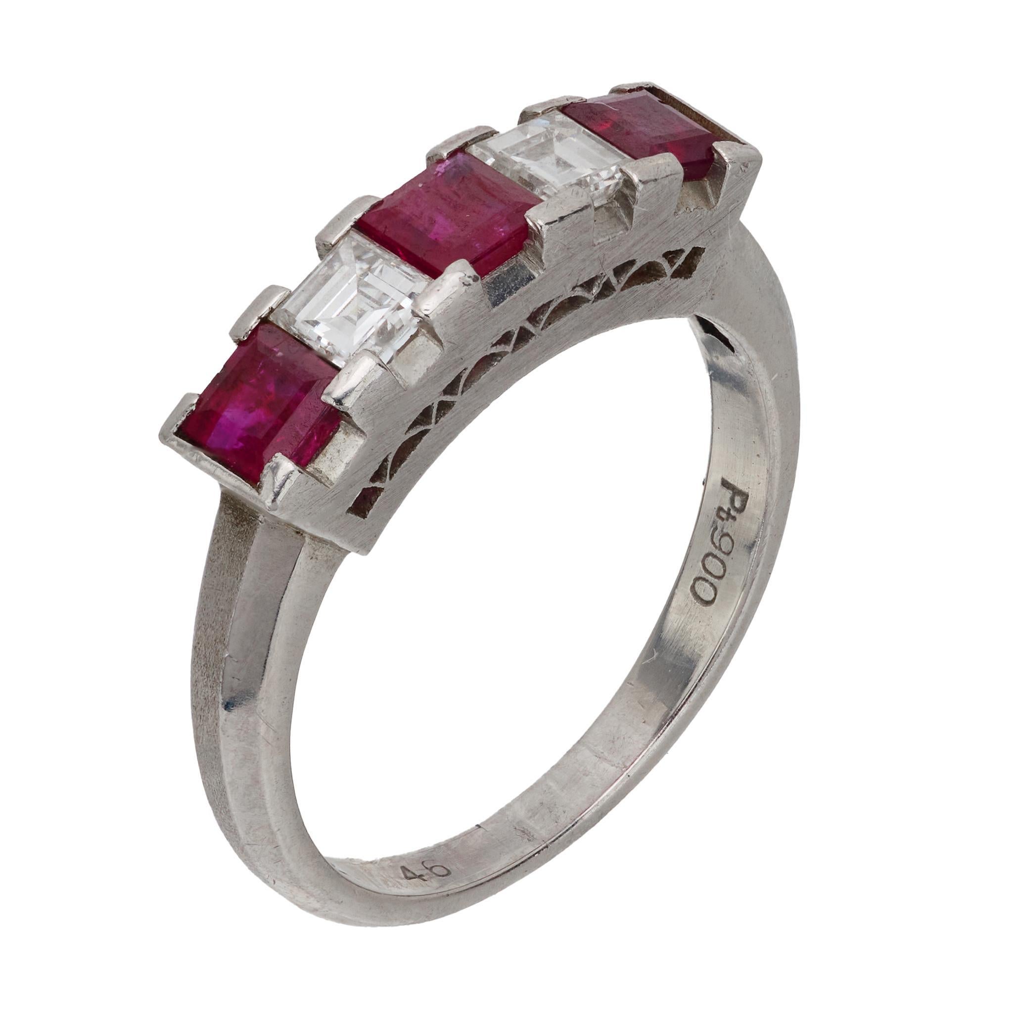 Vintage Carré cut ruby and diamond platinum five stone ring For Sale