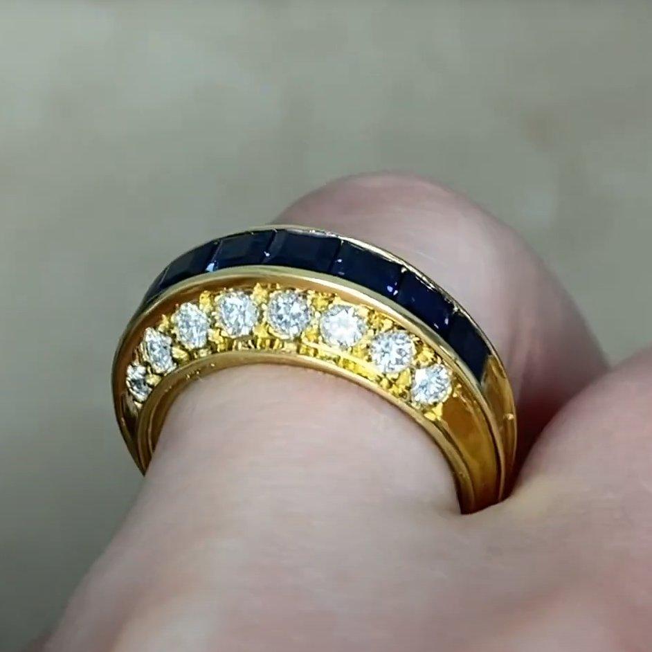 Anello da cocktail con zaffiri taglio carré vintage (circa 0,8 carati), oro giallo 18 ct. In condizioni ottime in vendita a New York, NY