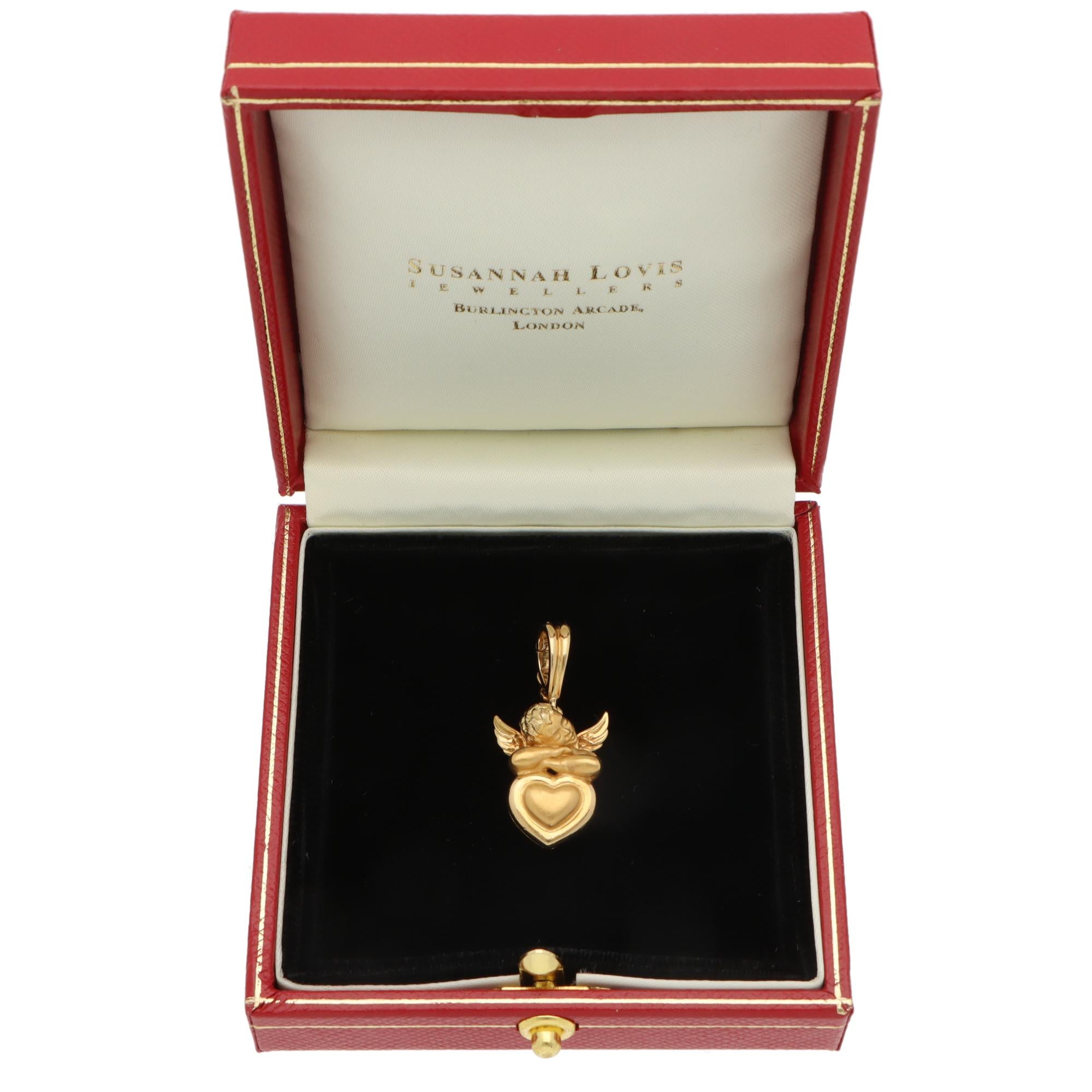 Vintage Carrera y Carrera My Angel Heart Pendant in Yellow Gold 1