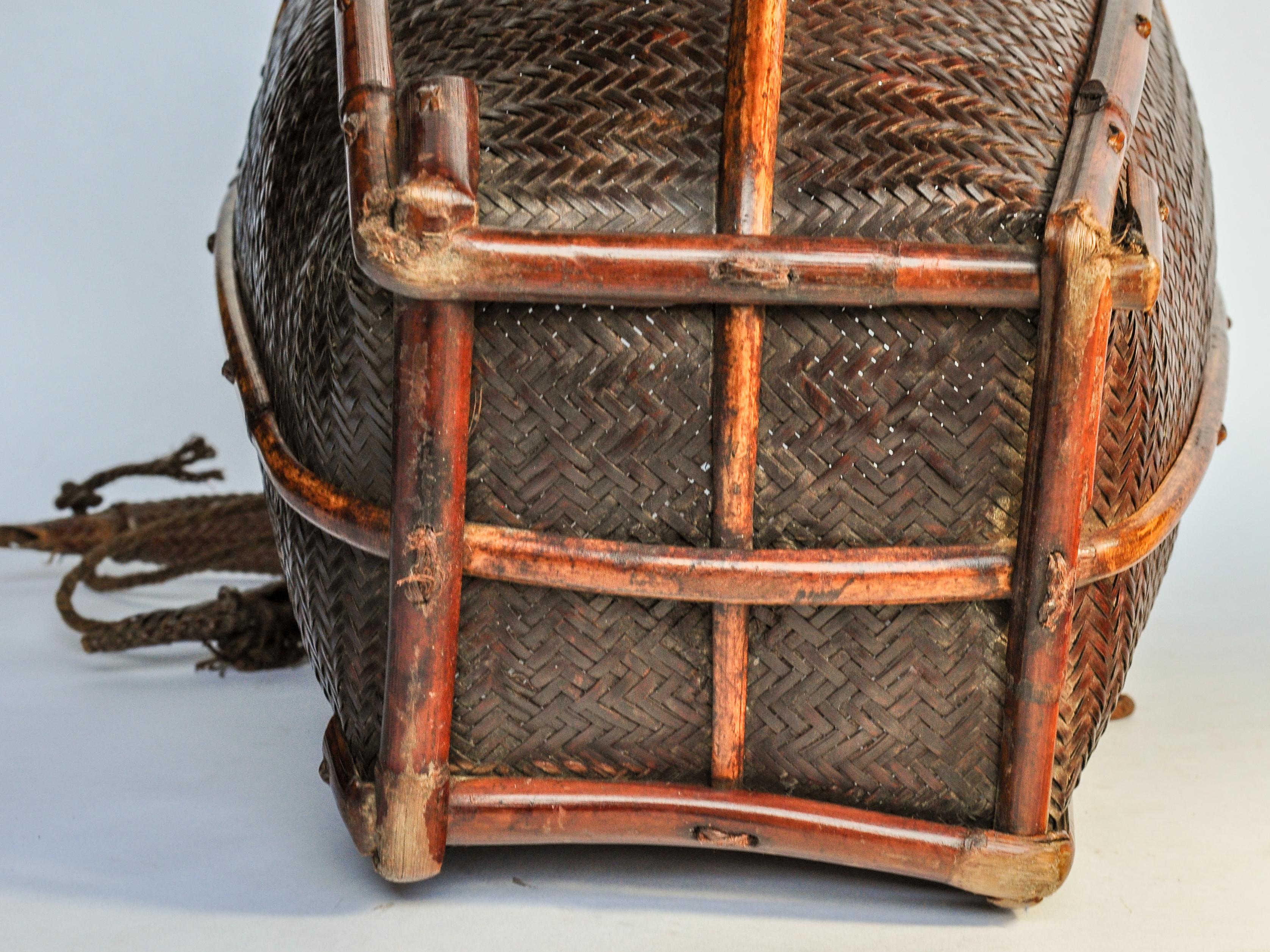 Vintage Carrying and Storage Basket Rawang People of Burma, Mid-20th Century 12