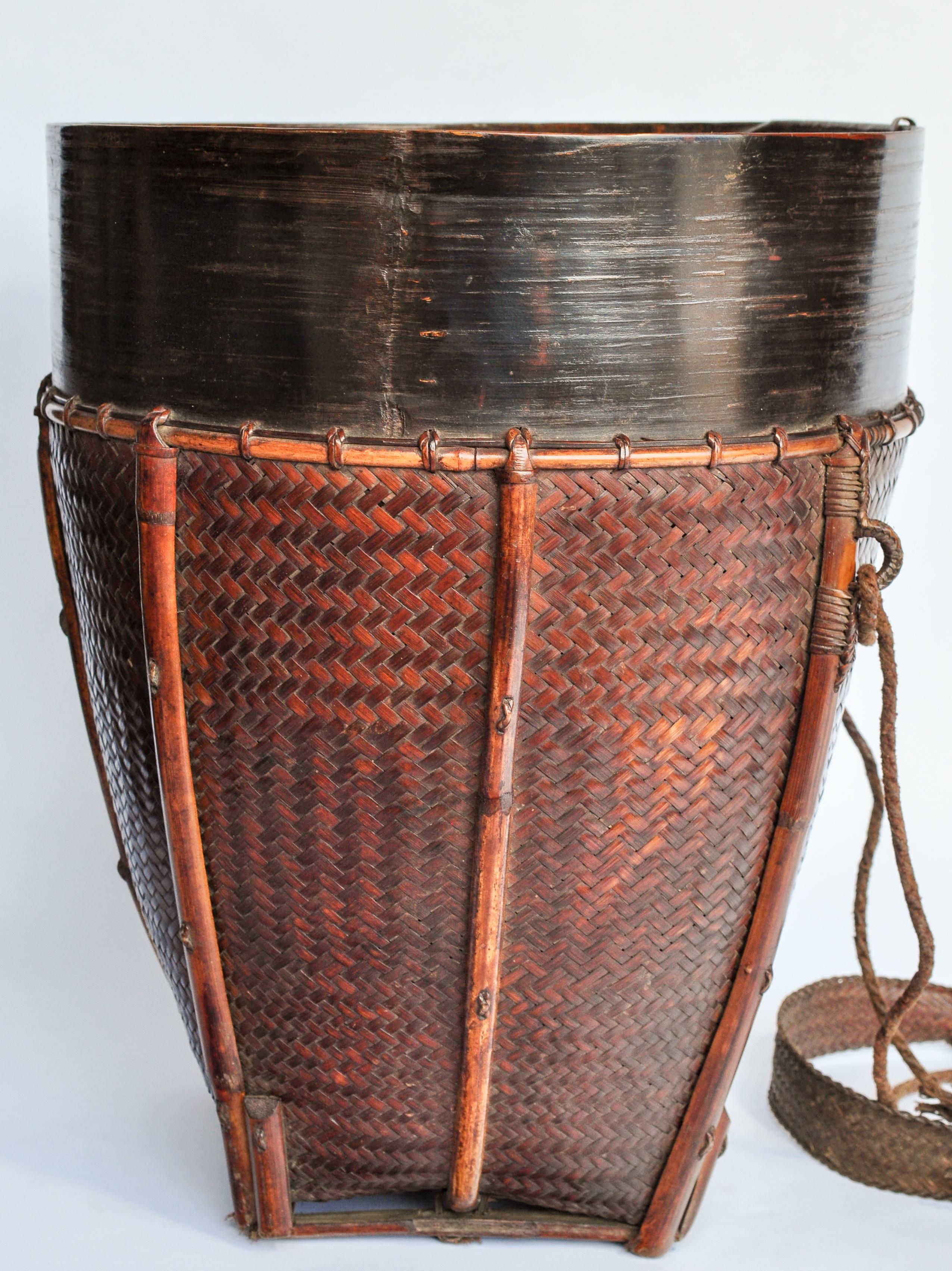 Vintage Carrying and Storage Basket Rawang People of Burma, Mid-20th Century In Good Condition In Point Richmond, CA